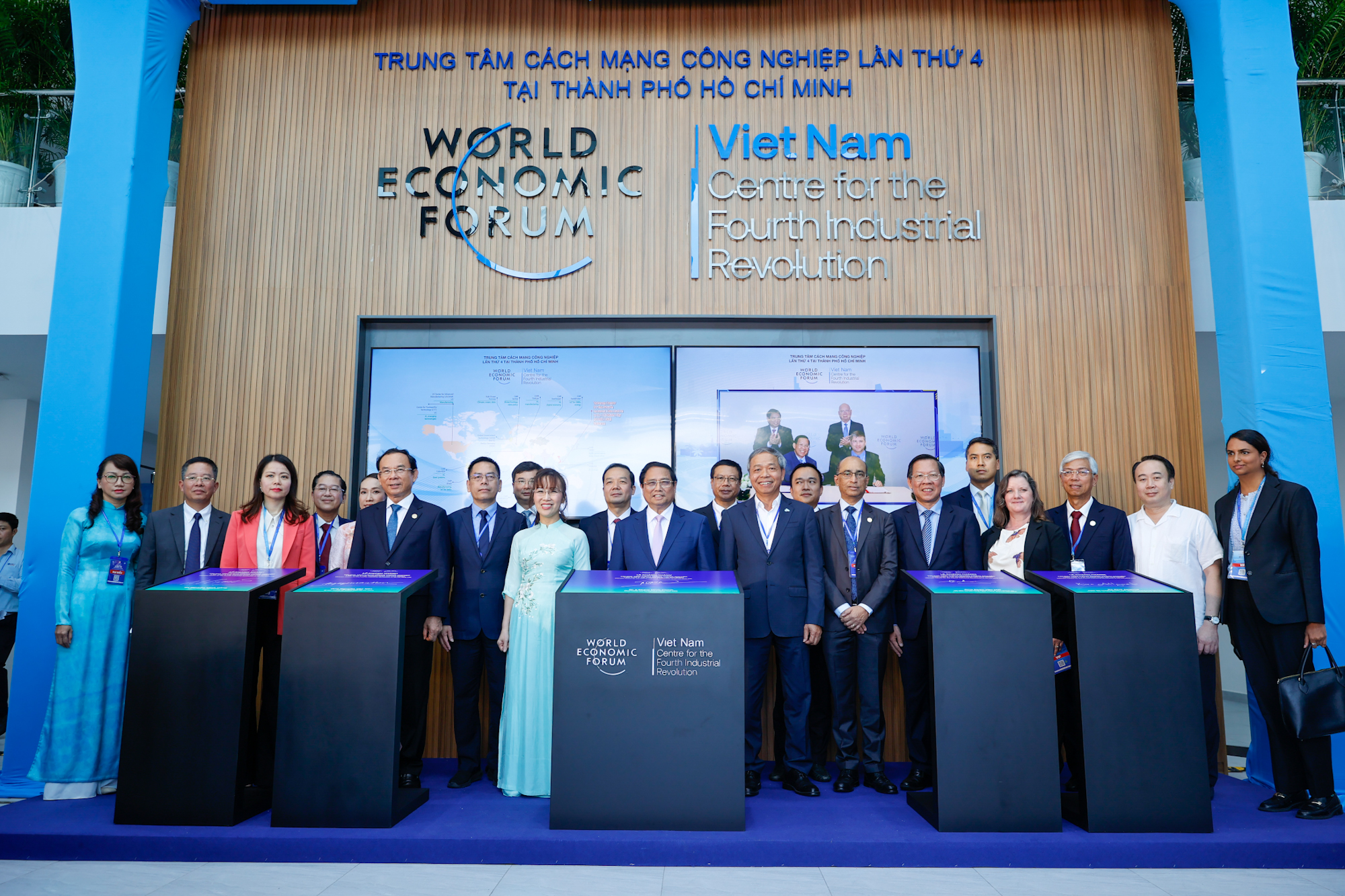 Thủ tướng nêu 6 ý nghĩa lớn của Trung tâm Cách mạng Công nghiệp lần thứ 4- Ảnh 1. Thủ tướng nêu 6 ý nghĩa lớn của Trung tâm Cách mạng Công nghiệp lần thứ 4- Ảnh 1.