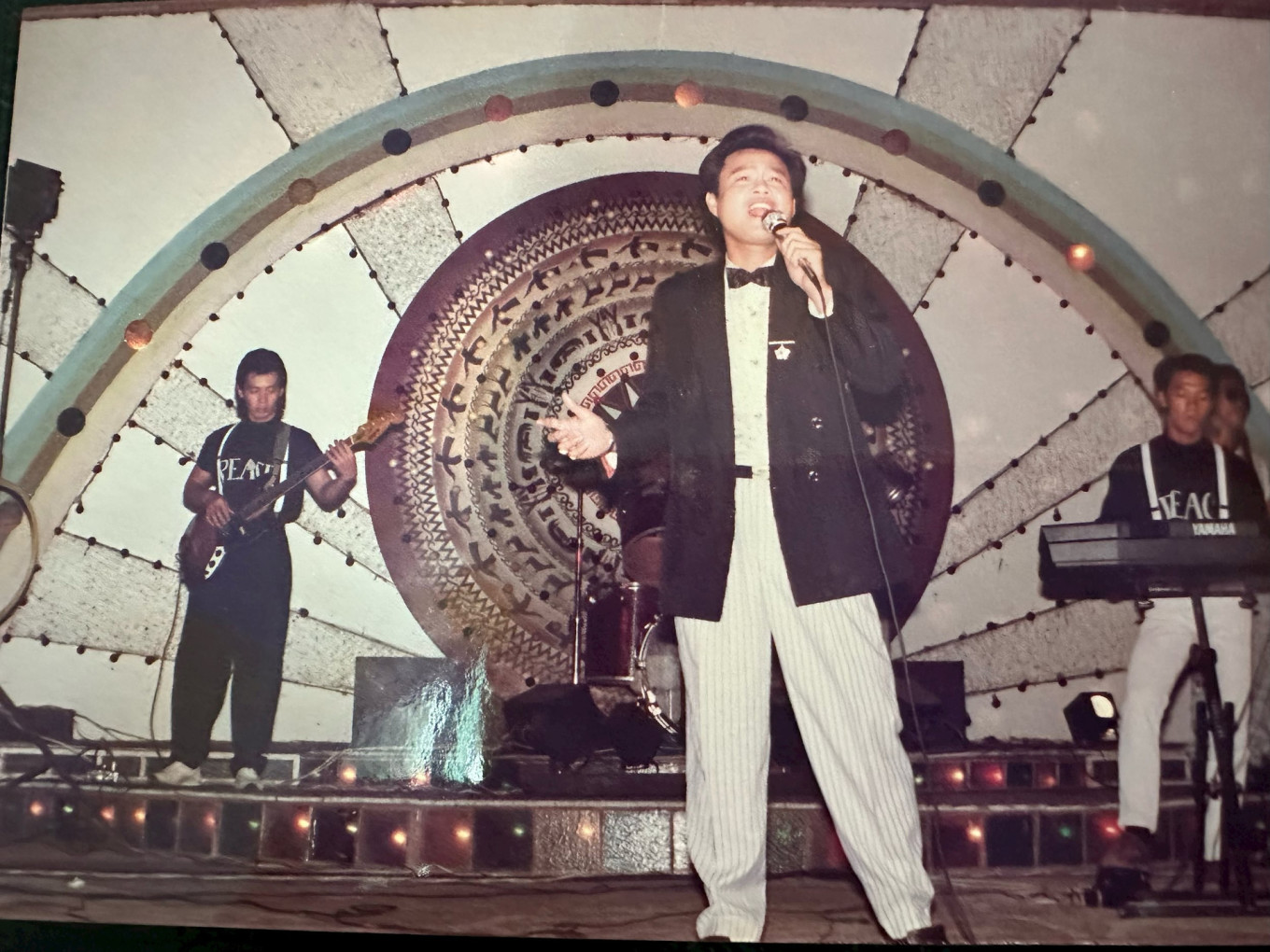 Th&ocirc;ng tin mới nhất về sức khỏe của ca sĩ T&ocirc; Thanh Phương h&aacute;t nhạc phim "Đất phương Nam"- Ảnh 2.