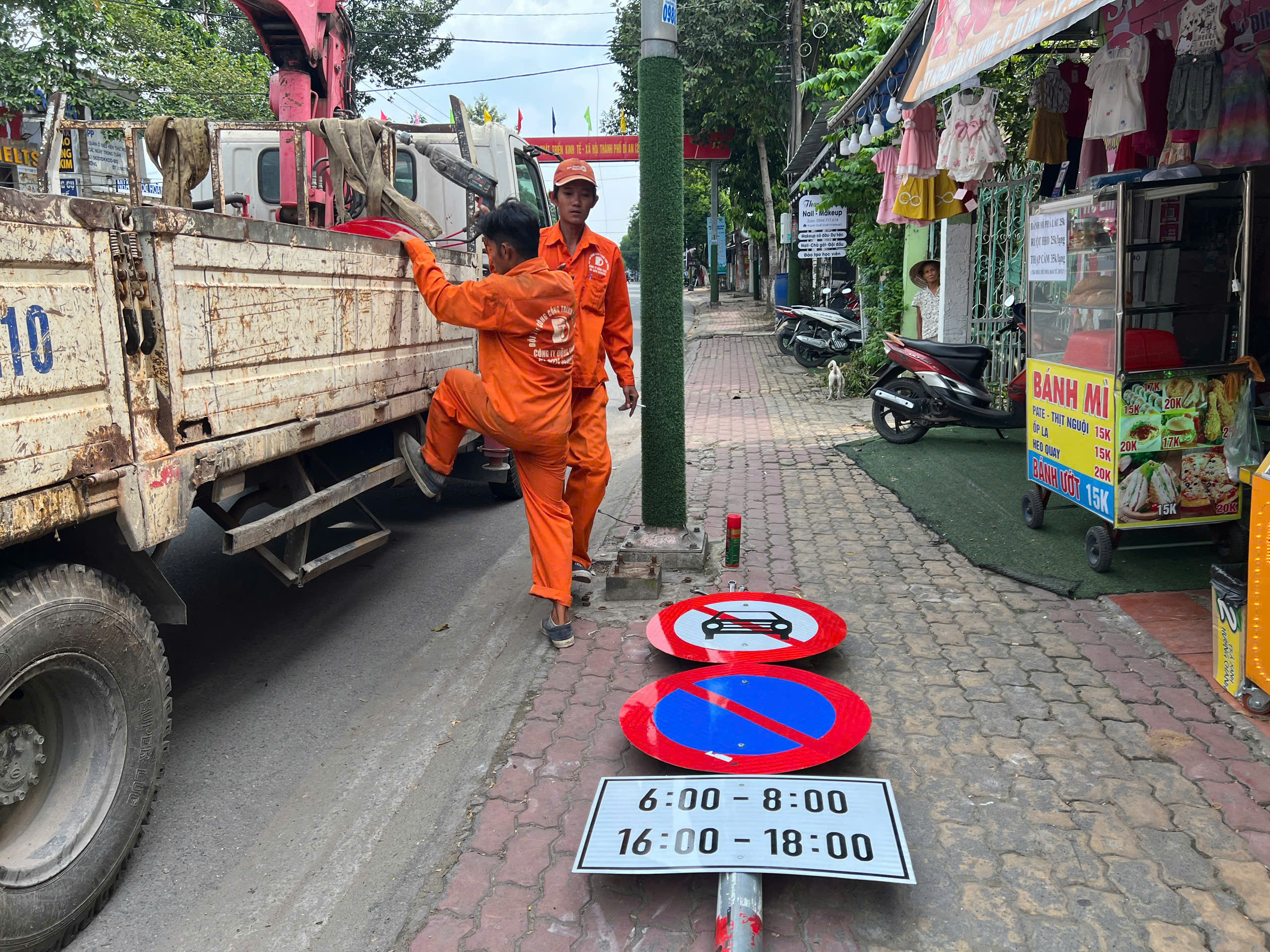 B&igrave;nh Dương thay đổi phương &aacute;n cấm &ocirc; t&ocirc; một chiều tr&ecirc;n hai tuyến đường ở Dĩ An- Ảnh 2.