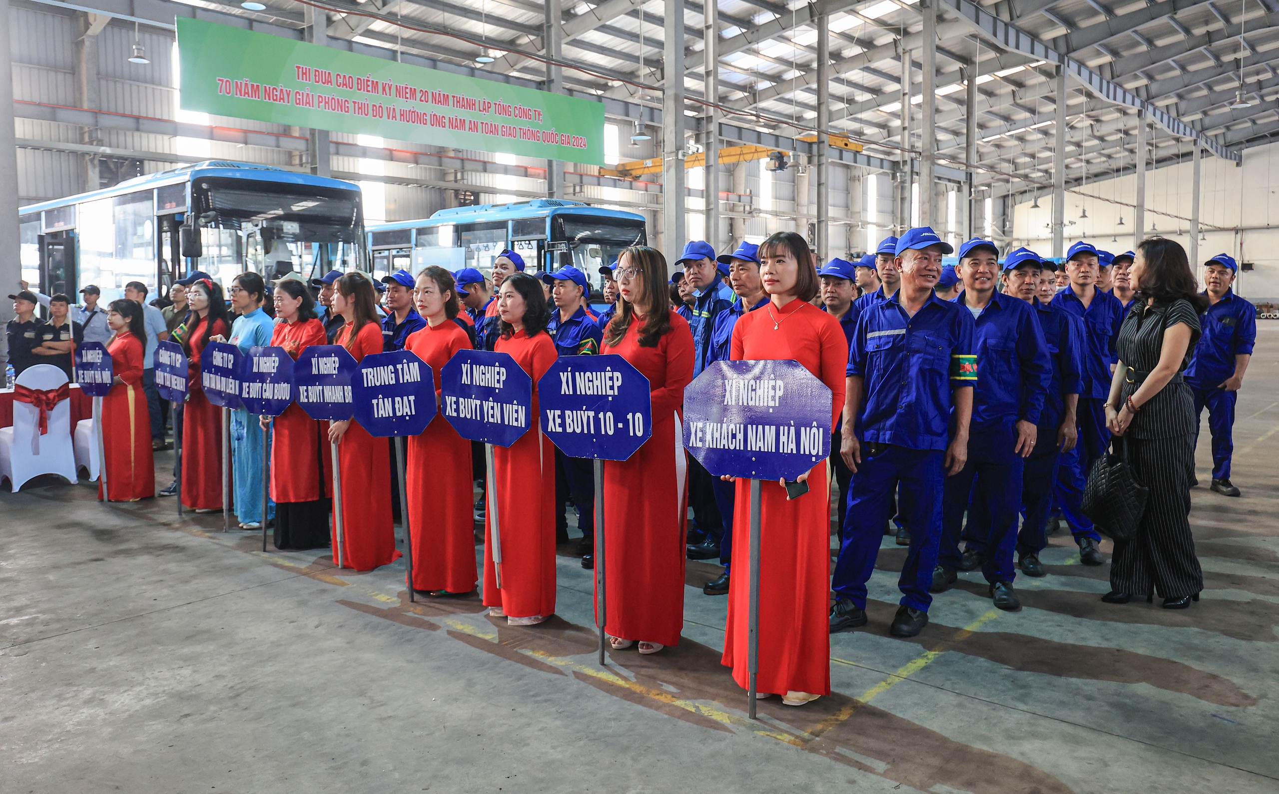 S&ocirc;i nổi hội thi bảo dưỡng sửa chữa xe bu&yacute;t Transerco năm 2024- Ảnh 1.