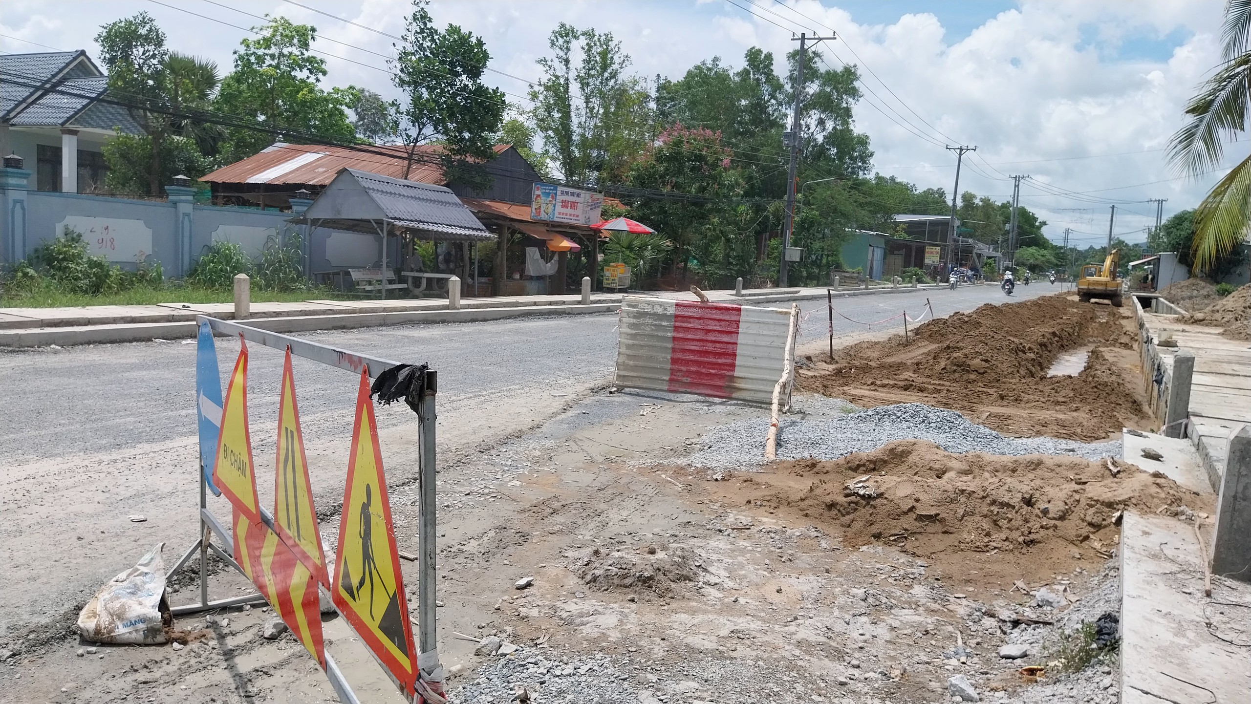 V&igrave; sao dự &aacute;n đường kết nối hai khu du lịch lớn ở An Giang thi c&ocirc;ng &igrave; ạch?- Ảnh 4.