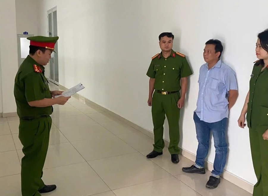 B&igrave;nh Dương: Khởi tố chủ doanh nghiệp ch&ocirc;n chất thải g&acirc;y &ocirc; nhiễm m&ocirc;i trường- Ảnh 1.