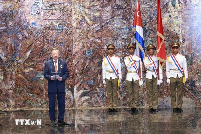 Cuba trao tặng Tổng B&iacute; thư, Chủ tịch nước T&ocirc; L&acirc;m Hu&acirc;n chương Jose Marti- Ảnh 2.