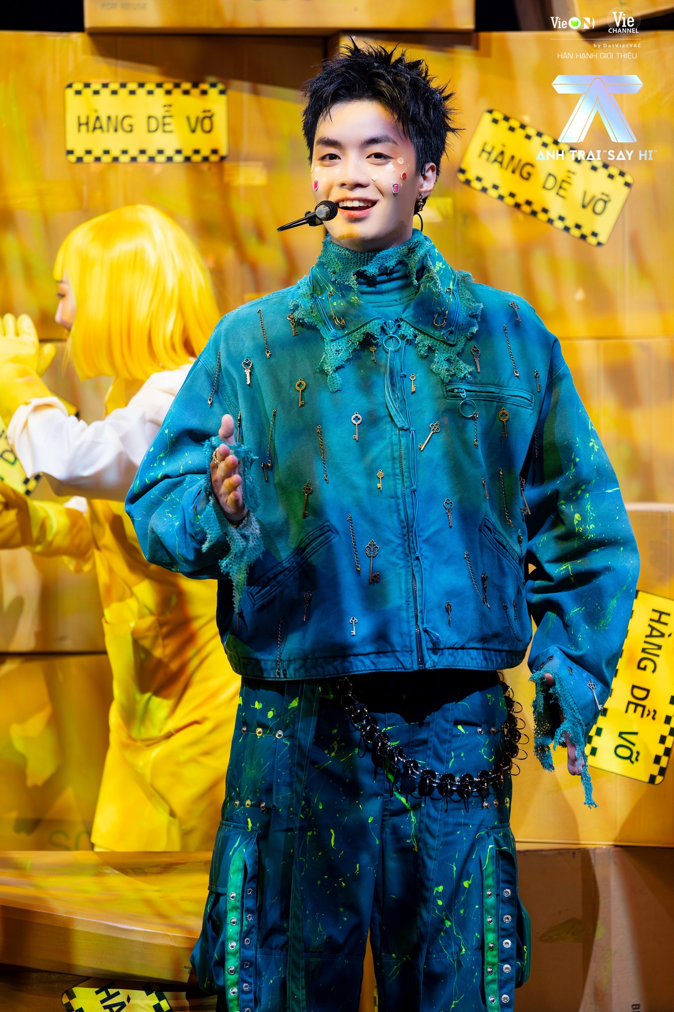 Negav xin lỗi sau ph&aacute;t ng&ocirc;n g&acirc;y tranh c&atilde;i cổ xu&yacute; bỏ học tại concert Anh trai say hi- Ảnh 1.