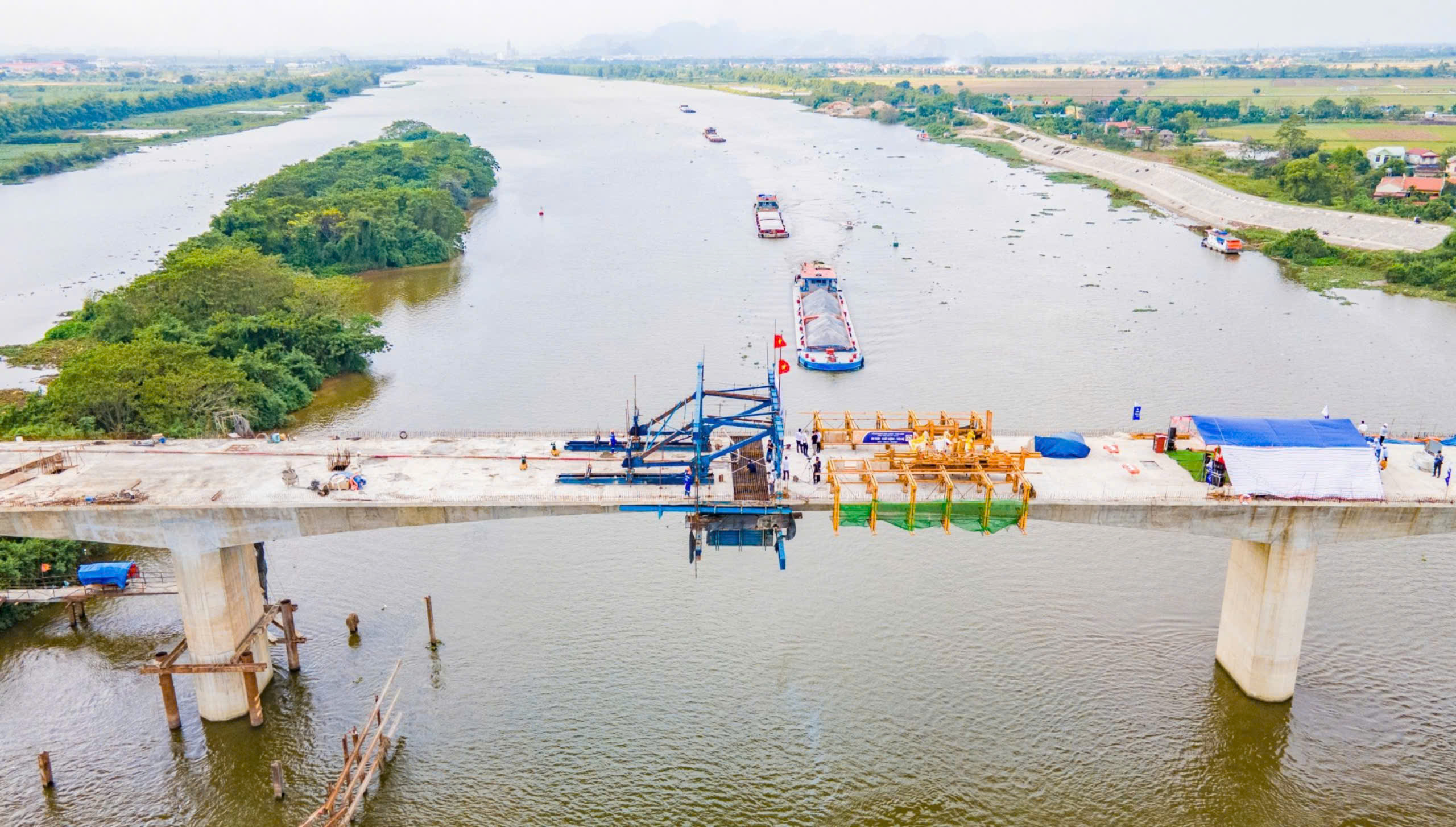 Ho&agrave;n th&agrave;nh cầu Bến Mới nối Nam Định - Ninh B&igrave;nh trong th&aacute;ng 10- Ảnh 1.