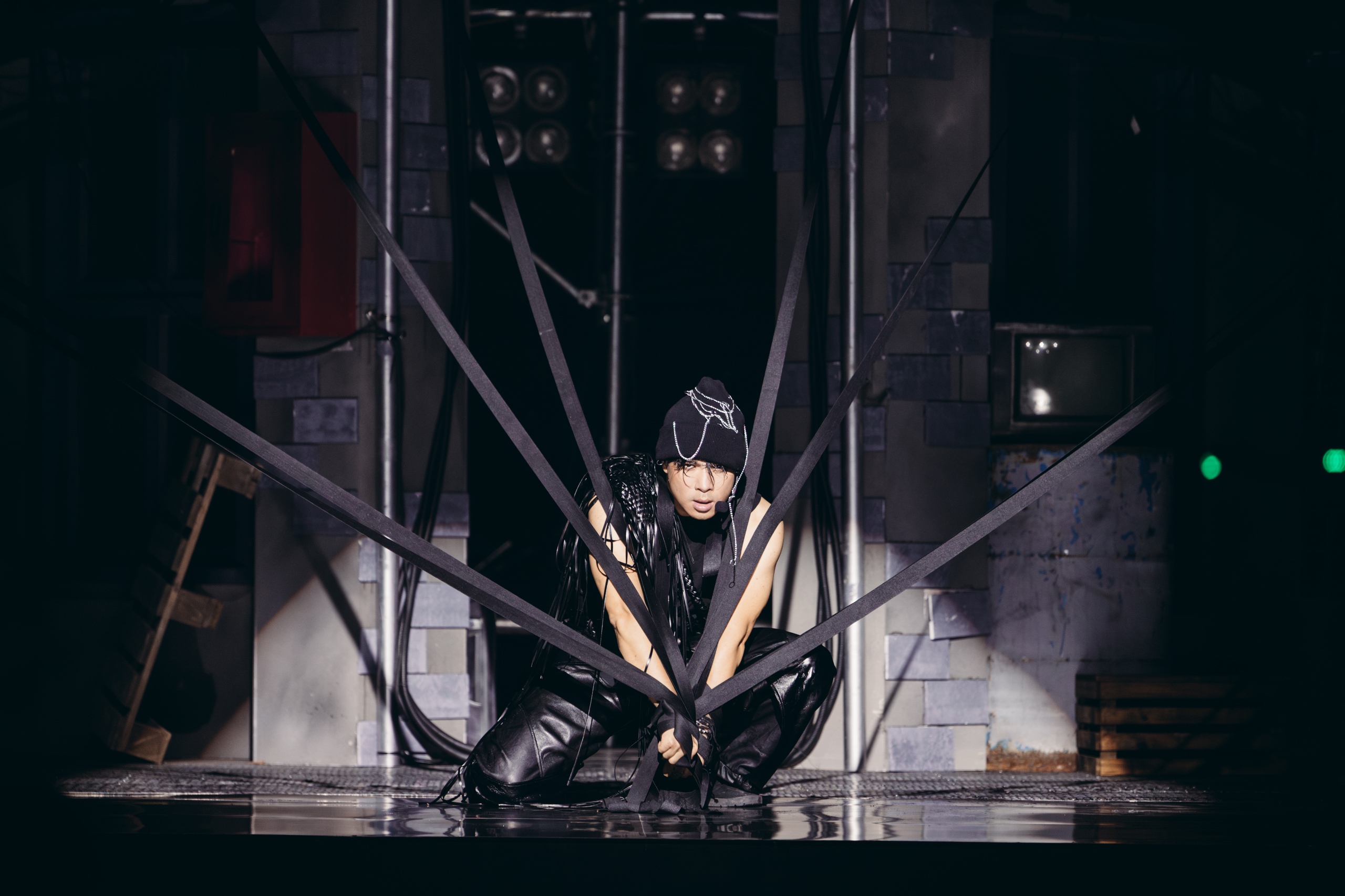 Cường Seven c&atilde;i Tuấn Hưng v&agrave; Bằng Kiều, anh t&agrave;i Trương Thế Vinh th&iacute;ch diễn với d&acirc;y tr&oacute;i- Ảnh 6.