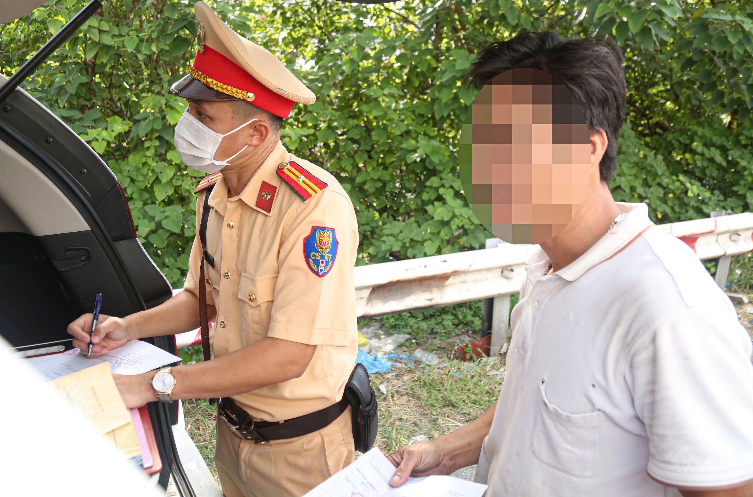 Mạnh tay phạt bến c&oacute;c, xe d&ugrave;, nhồi nh&eacute;t kh&aacute;ch dịp nghỉ lễ 2/9- Ảnh 6.