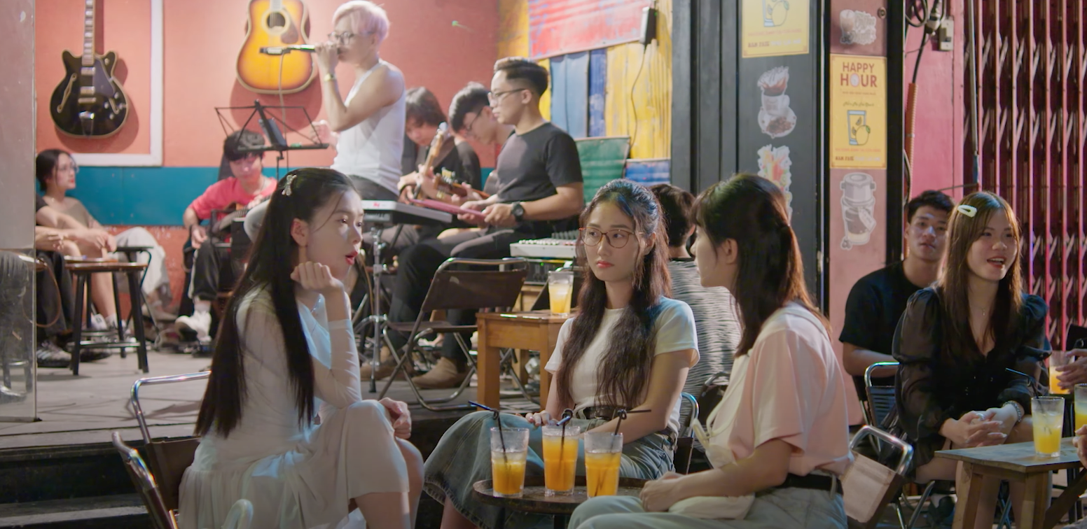 Đi giữa trời rực rỡ tập 25: Chải b&aacute;n xe m&aacute;y để khởi nghiệp; Như "vớt được con c&aacute; to"- Ảnh 2.