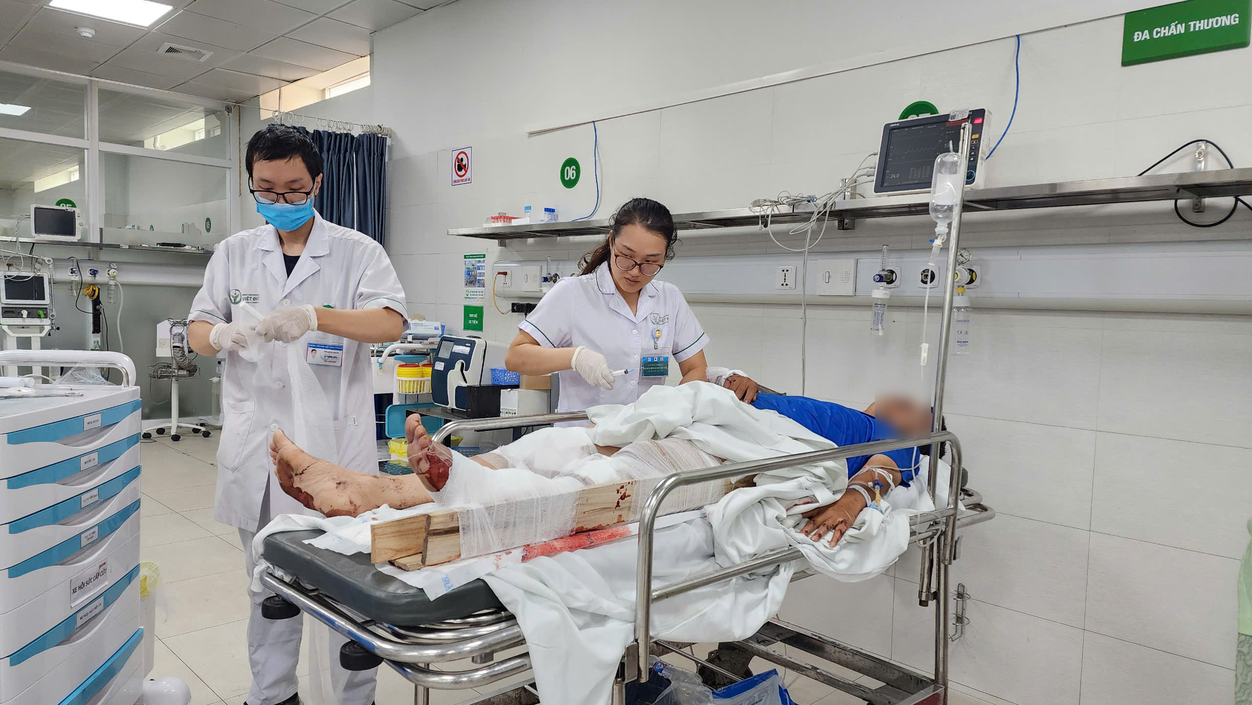 Sau li&ecirc;n hoan dịp lễ, nhiều người mở mắt thấy m&igrave;nh trong bệnh viện- Ảnh 3.