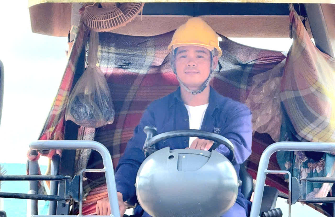 Hơn 4.000 c&ocirc;ng nh&acirc;n, kỹ sư chạy đua tiến độ tr&ecirc;n cao tốc 20 ngh&igrave;n tỷ dịp 2/9- Ảnh 8.