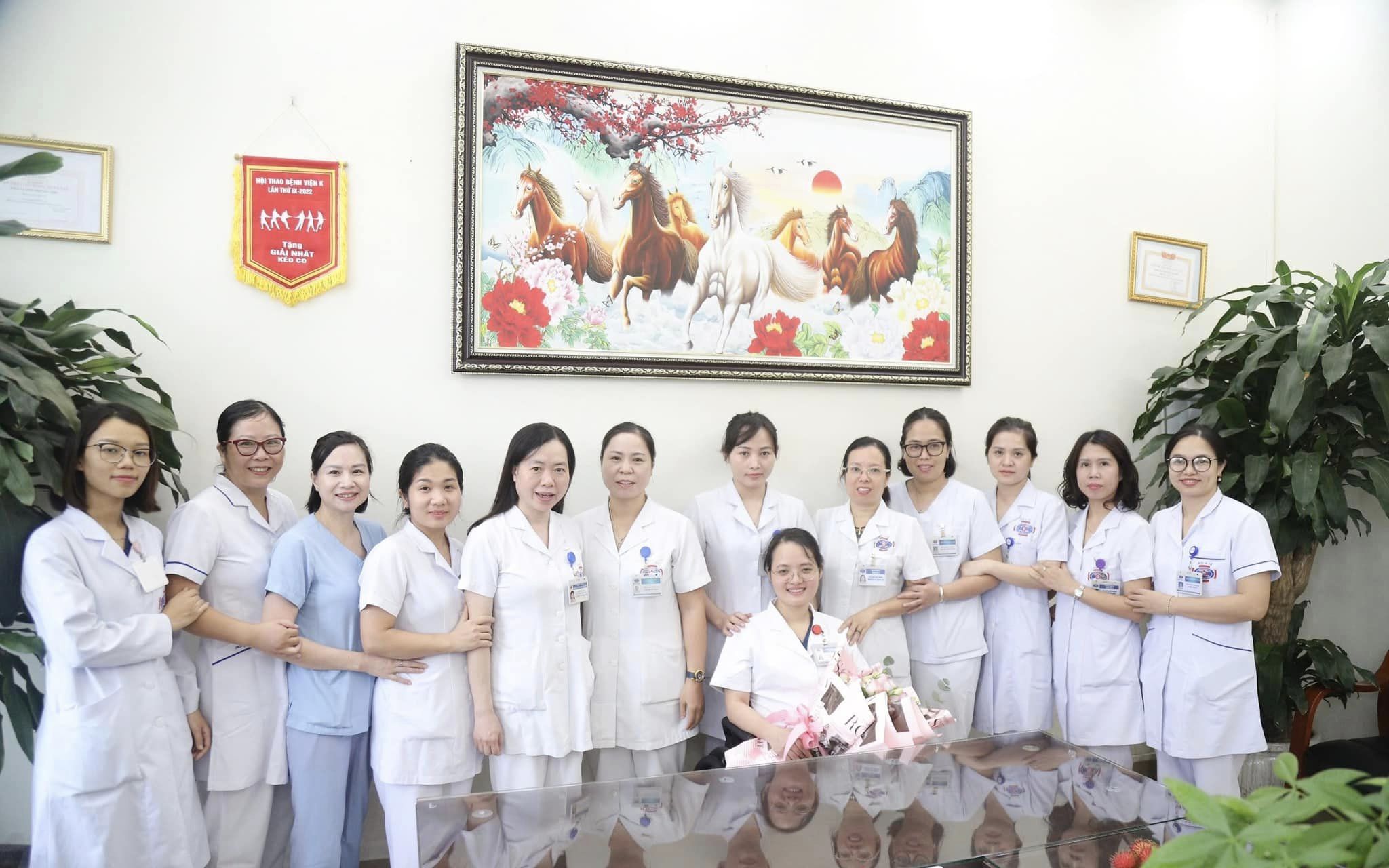 Nữ b&aacute;c sĩ gặp nạn ở The Coffee House đ&atilde; quay lại l&agrave;m việc tại Bệnh viện K- Ảnh 2.