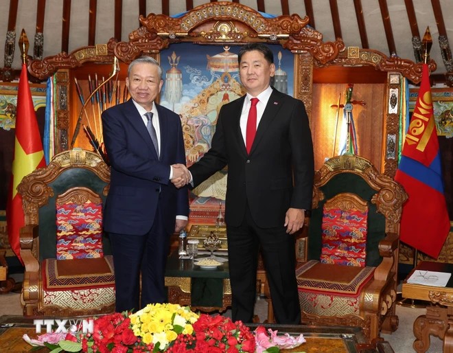 Việt Nam - M&ocirc;ng Cổ ra tuy&ecirc;n bố chung, thiết lập quan hệ đối t&aacute;c to&agrave;n diện- Ảnh 1.