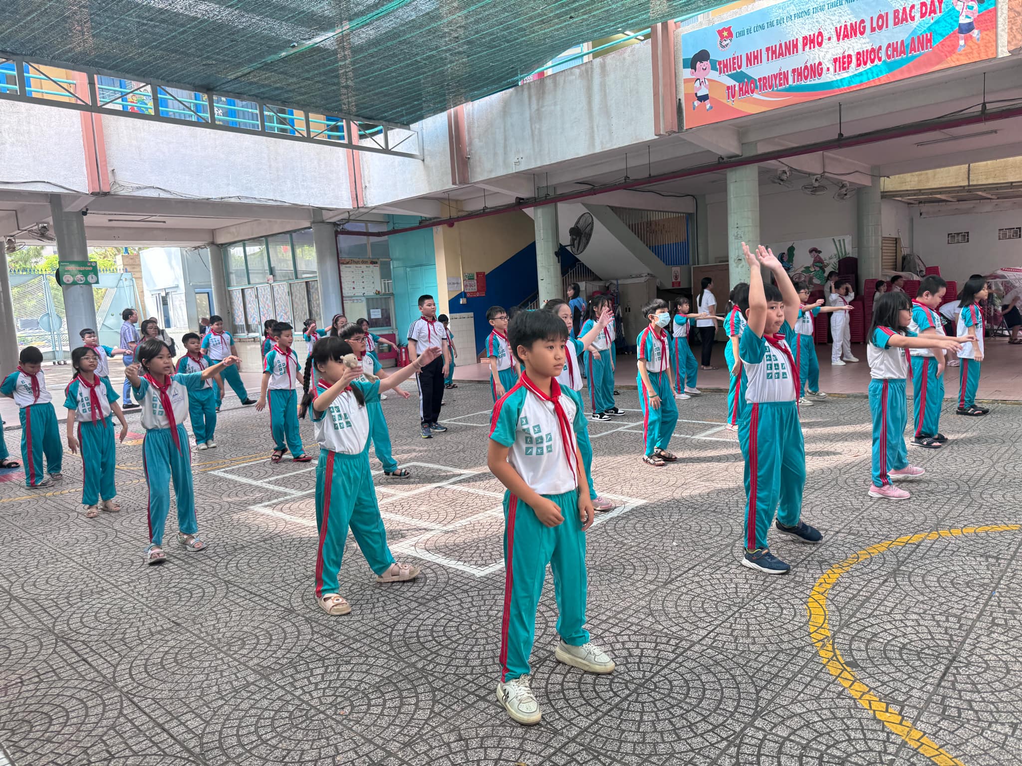 C&ocirc; gi&aacute;o "dỗi" l&ecirc;n tiếng: Chỉ phụ huynh hiểu chuyện, c&oacute; học thức mới th&iacute;ch t&ocirc;i- Ảnh 3.