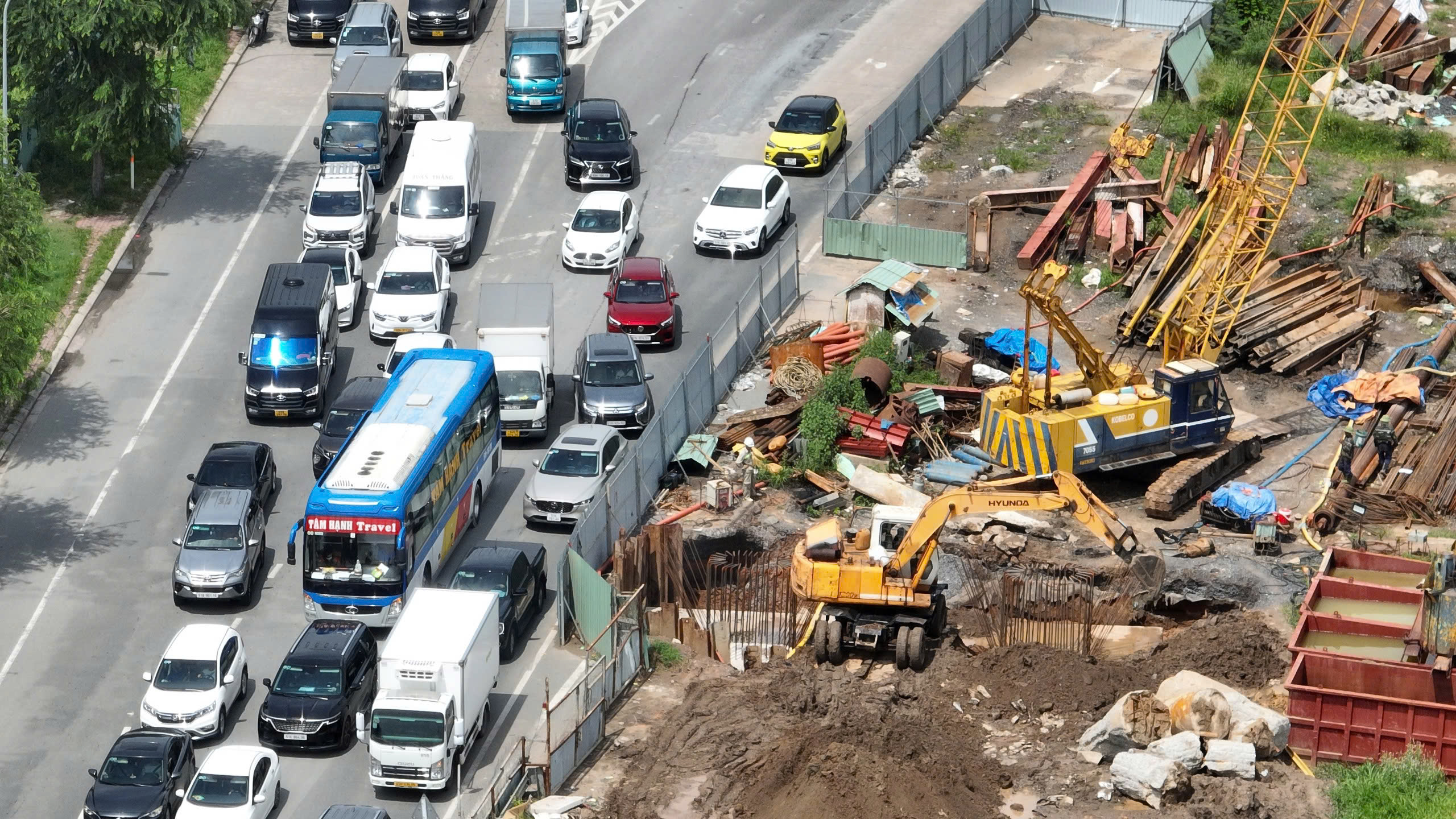 TP.HCM siết khí thải giao thông, công trường xây dựng giai đoạn 2026 - 2030- Ảnh 2. TP.HCM siết khí thải giao thông, công trường xây dựng giai đoạn 2026 - 2030- Ảnh 2.