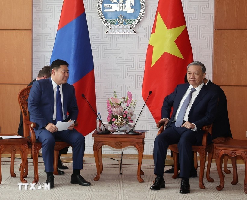 Việt Nam - M&ocirc;ng Cổ nhất tr&iacute; mở cửa h&agrave;ng h&oacute;a, n&acirc;ng  kim ngạch song phương l&ecirc;n 200 triệu USD- Ảnh 1.