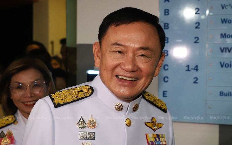 Th&aacute;i Lan tranh c&atilde;i việc &ocirc;ng Thaksin Shinawatra được đối xử đặc biệt khi thi h&agrave;nh &aacute;n