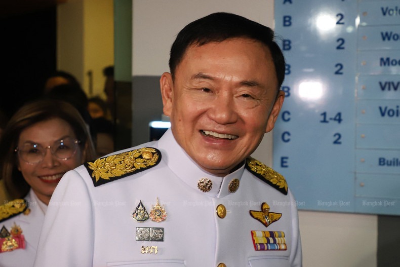 Th&aacute;i Lan tranh c&atilde;i việc &ocirc;ng Thaksin Shinawatra được đối xử đặc biệt khi thi h&agrave;nh &aacute;n- Ảnh 1.