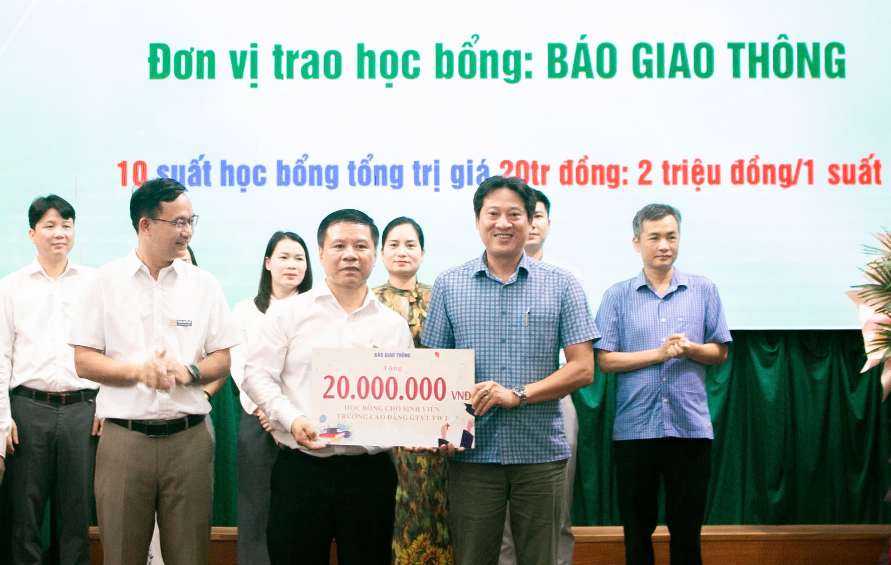 Trường Cao đẳng GTVT Trung ương I khai giảng năm học mới 2024-2025- Ảnh 2. Trường Cao đẳng GTVT Trung ương I khai giảng năm học mới 2024-2025- Ảnh 2.