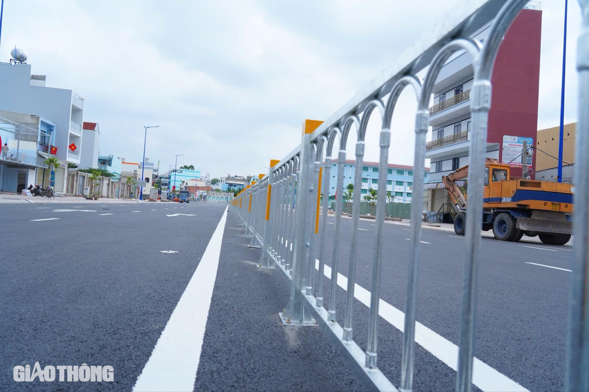 Thông xe đường Tên Lửa ở TP.HCM: Món quà cho năm học mới- Ảnh 6. Thông xe đường Tên Lửa ở TP.HCM: Món quà cho năm học mới- Ảnh 6.