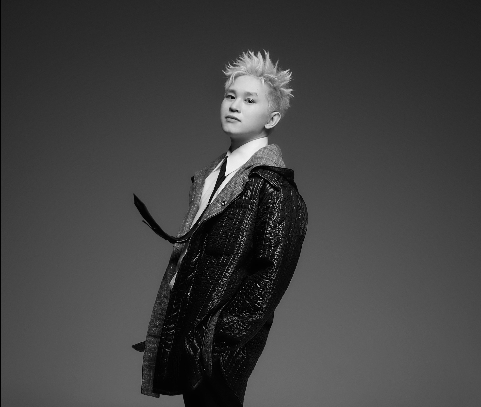 Rapper B Ray bị nhắc nhở nghi&ecirc;m khắc sau vụ ph&aacute;t ng&ocirc;n g&acirc;y sốc- Ảnh 1.