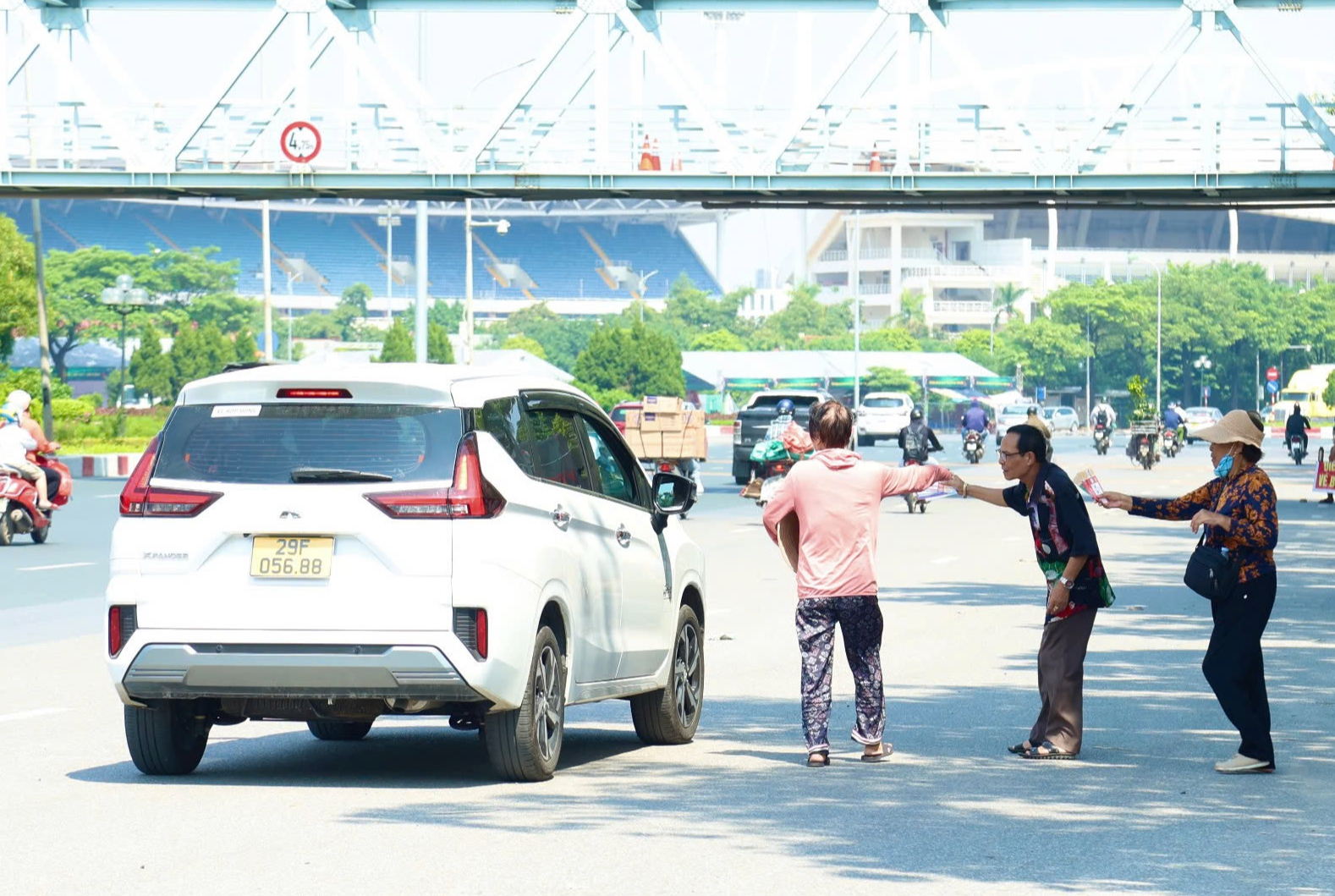 V&eacute; xem tuyển Việt Nam gặp Nga v&agrave; Th&aacute;i Lan k&eacute;m nhiệt- Ảnh 6.