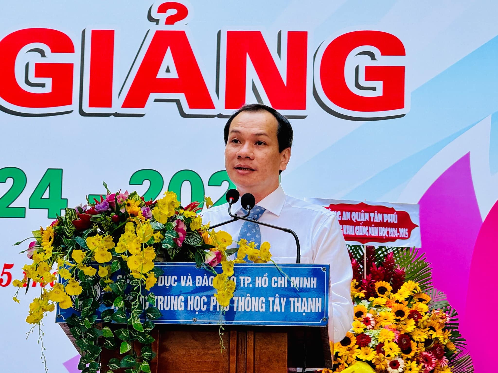 Khai giảng năm học mới tại TP.HCM: Đổi mới cơ sở vật chất, n&acirc;ng cao chất lượng dạy v&agrave; học- Ảnh 9.