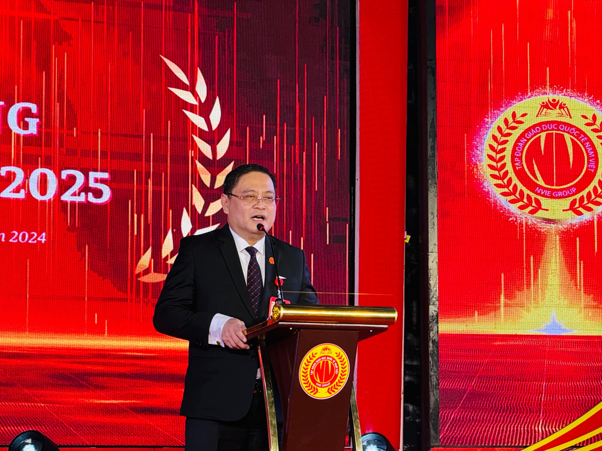 Khai giảng năm học mới tại TP.HCM: Đổi mới cơ sở vật chất, n&acirc;ng cao chất lượng dạy v&agrave; học- Ảnh 14.