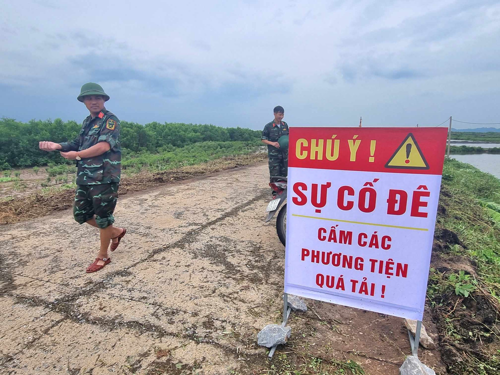 Hơn 1.300 người d&acirc;n ở Ninh B&igrave;nh sơ t&aacute;n tr&aacute;nh b&atilde;o Yagi- Ảnh 2.