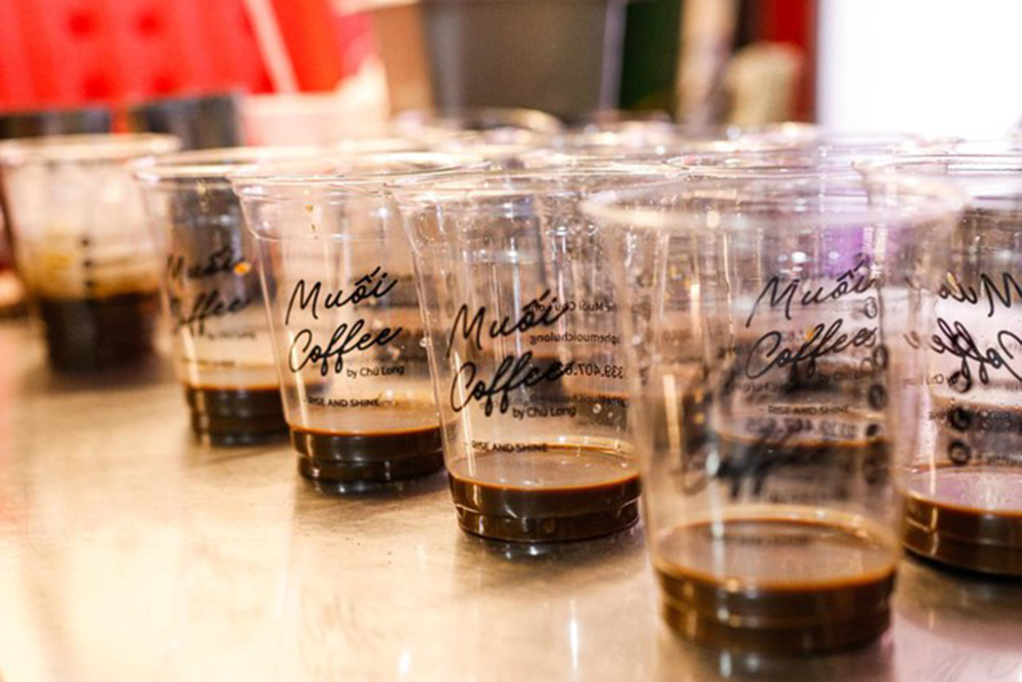 Từ b&aacute;n c&agrave; ph&ecirc; dạo đến &ocirc;ng chủ &ldquo;Ch&uacute; Long&rdquo;- Ảnh 3.