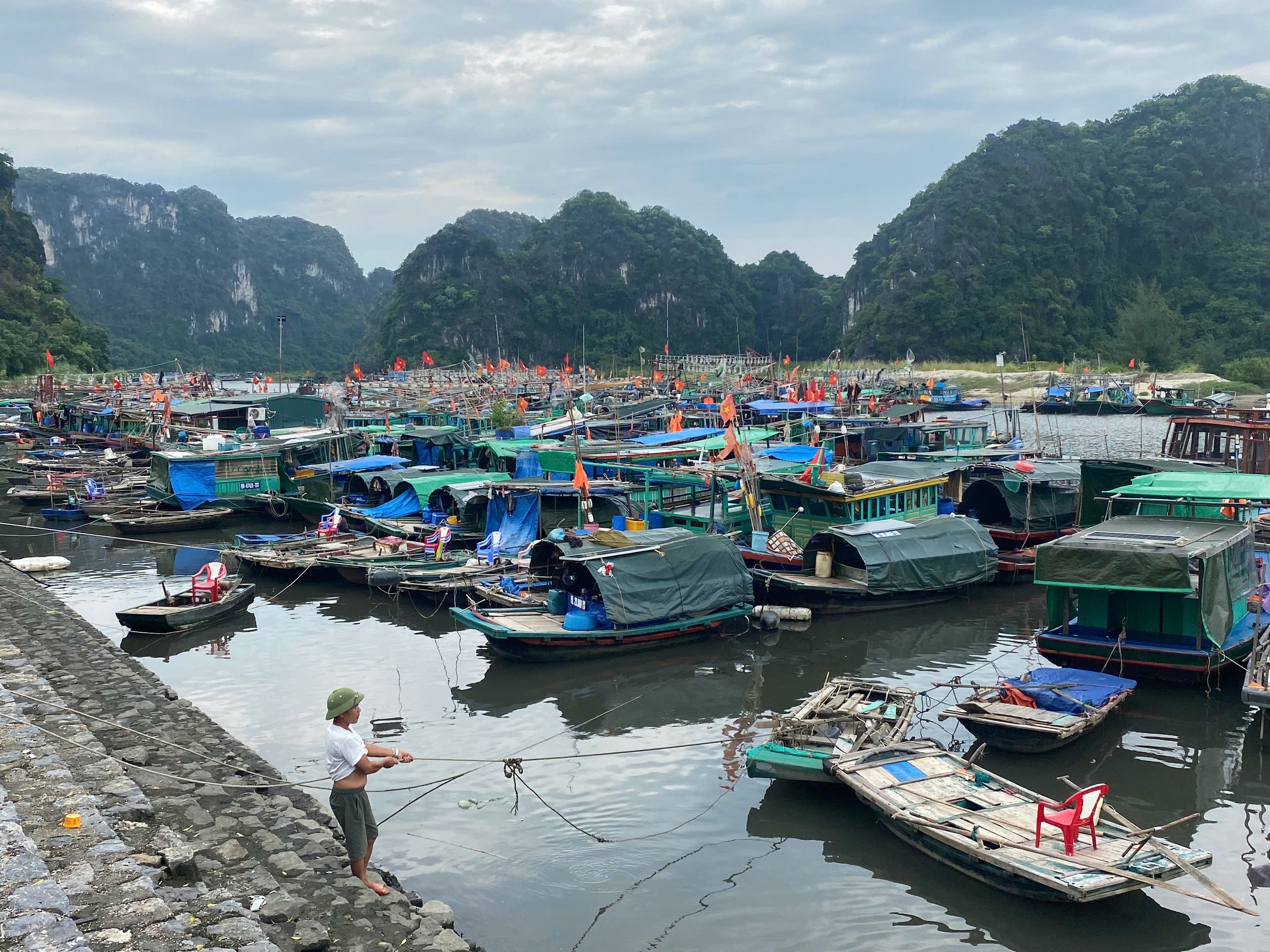 C&aacute;c tỉnh cấm biển, di dời d&acirc;n, cho học sinh nghỉ học để tr&aacute;nh b&atilde;o số 3- Ảnh 3.