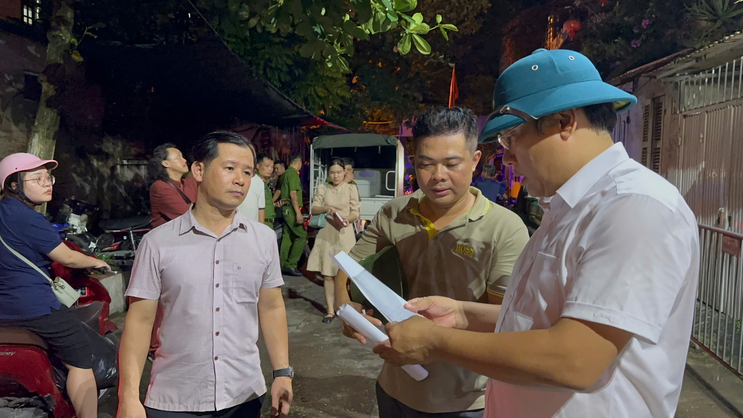 Cận cảnh nơi ở tạm của 160 người H&agrave; Nội phải di dời để tr&aacute;nh si&ecirc;u b&atilde;o- Ảnh 11.