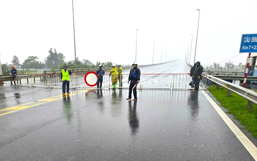 Bộ GTVT ra c&ocirc;ng điện khẩn ứng ph&oacute; b&atilde;o số 3