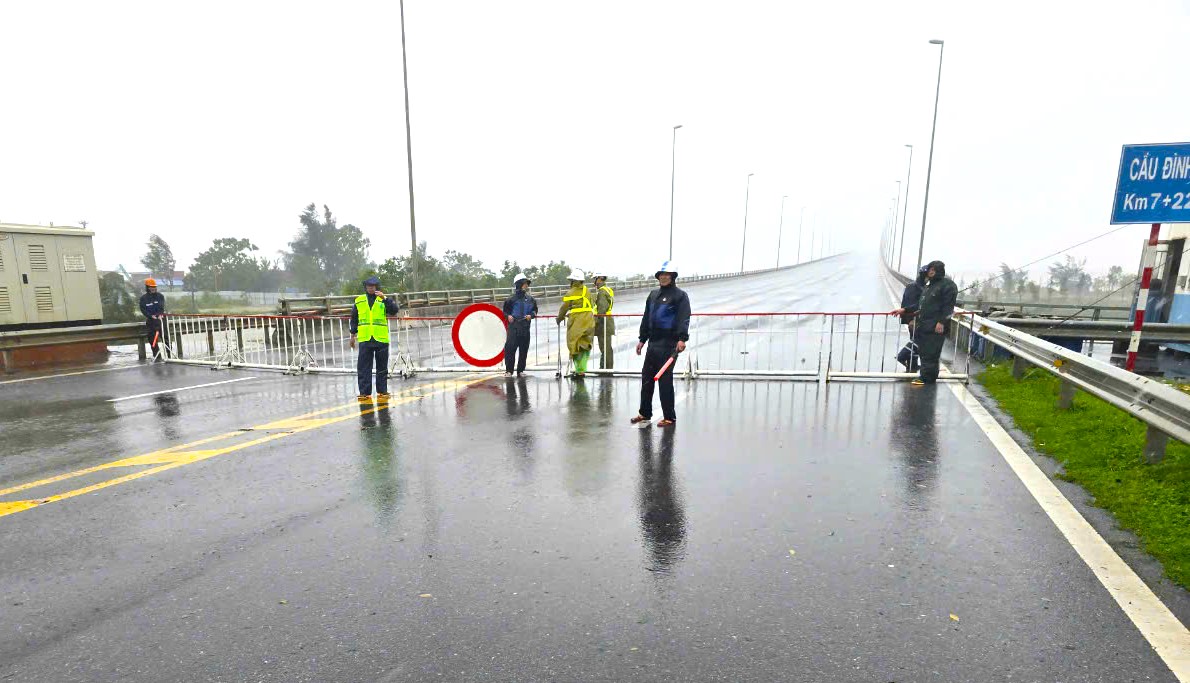 Bộ GTVT ra c&ocirc;ng điện khẩn ứng ph&oacute; b&atilde;o số 3- Ảnh 1.