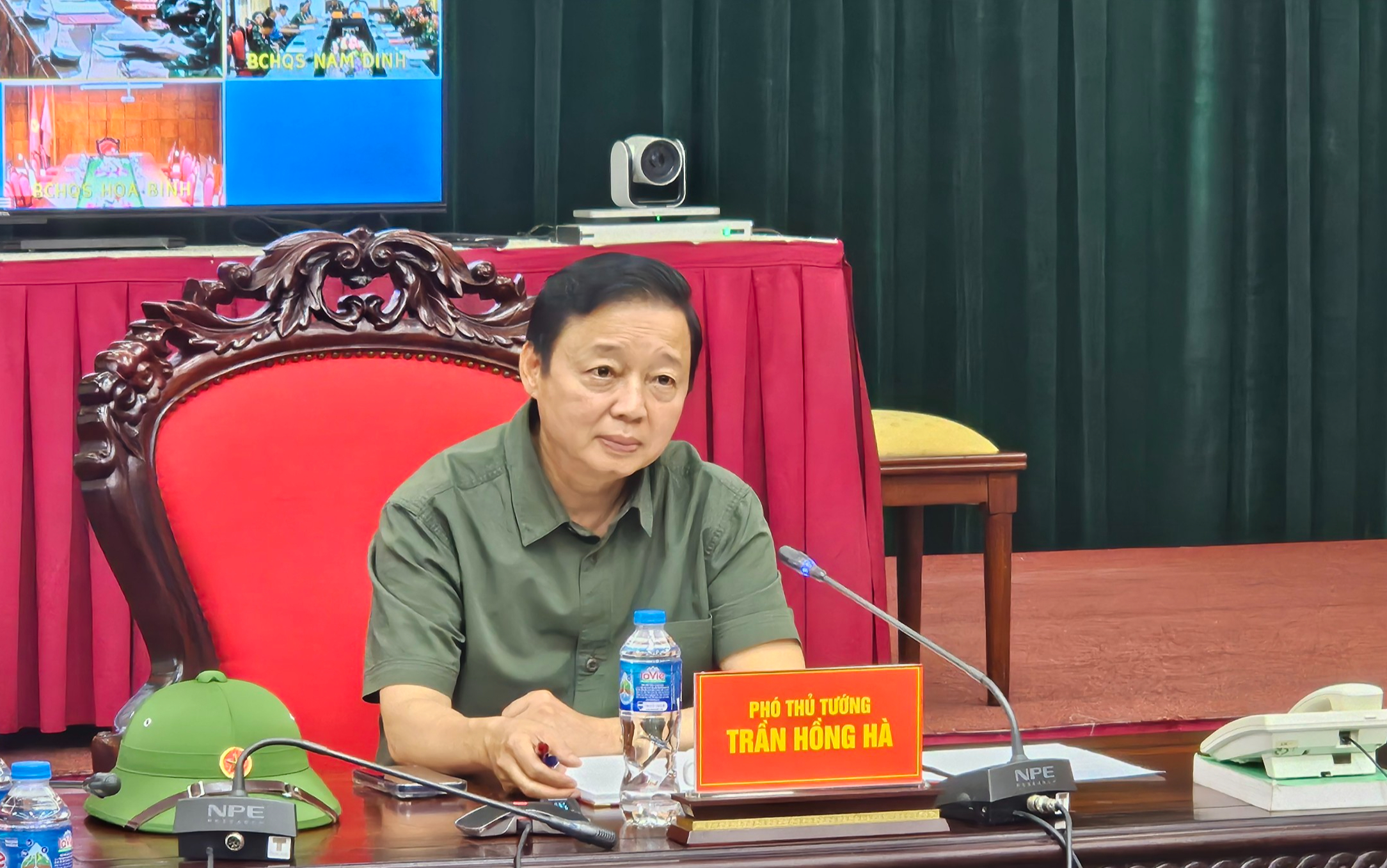 Duy tr&igrave; cấm đường, hạn chế tối đa người d&acirc;n ra khỏi nh&agrave; đến sau 20h- Ảnh 1.