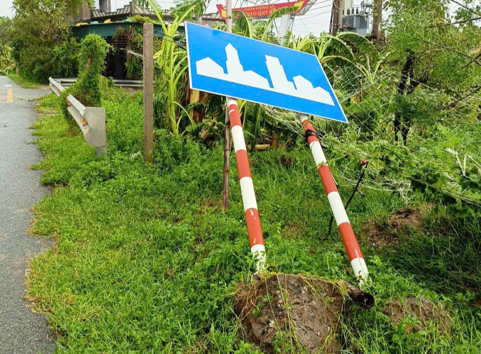 Khẩn trương đảm bảo giao th&ocirc;ng th&ocirc;ng suốt sau b&atilde;o số 3- Ảnh 1.