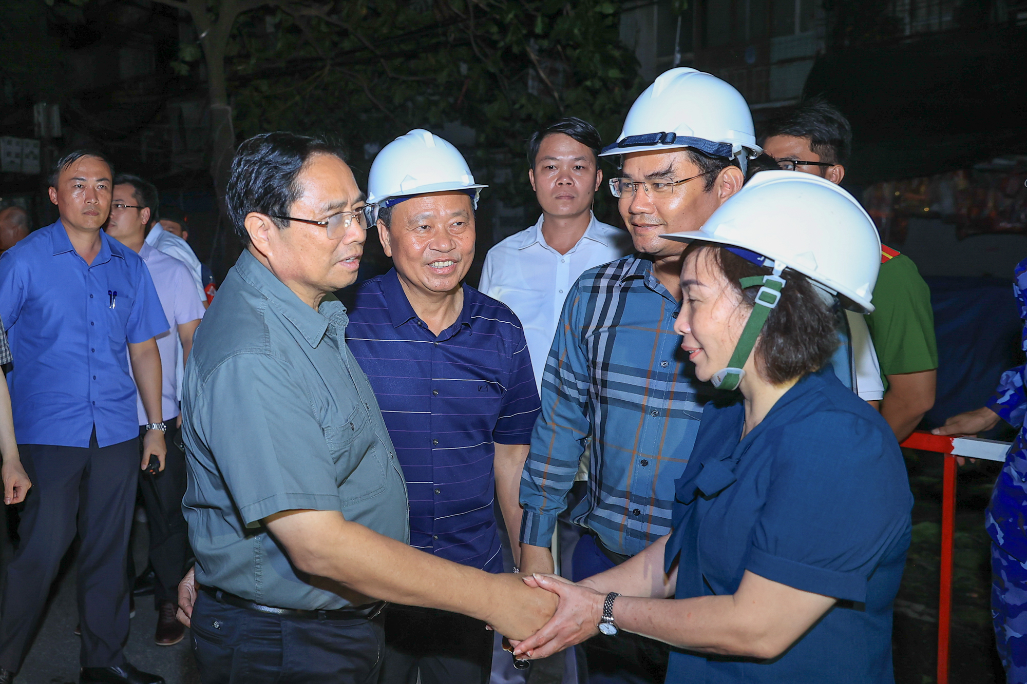 Thủ tướng: Trung ương sẽ hỗ trợ Hải Ph&ograve;ng 100 tỷ đồng khắc phục hậu quả b&atilde;o số 3- Ảnh 4.