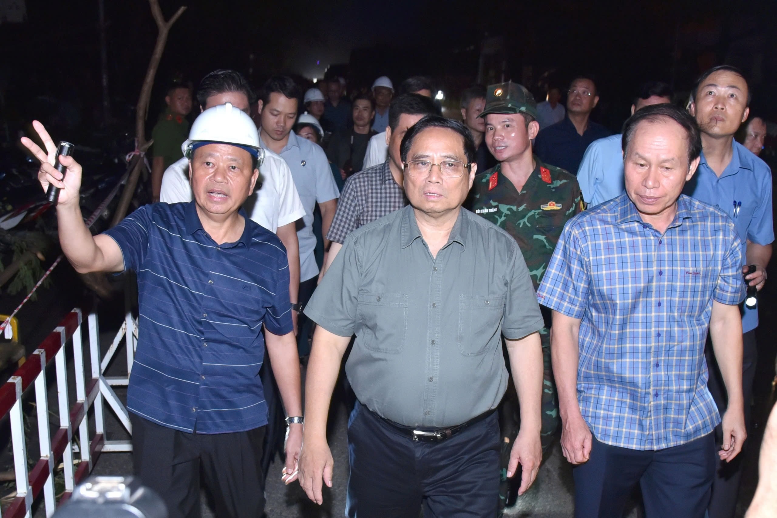 Thủ tướng: Trung ương sẽ hỗ trợ Hải Ph&ograve;ng 100 tỷ đồng khắc phục hậu quả b&atilde;o số 3- Ảnh 2.