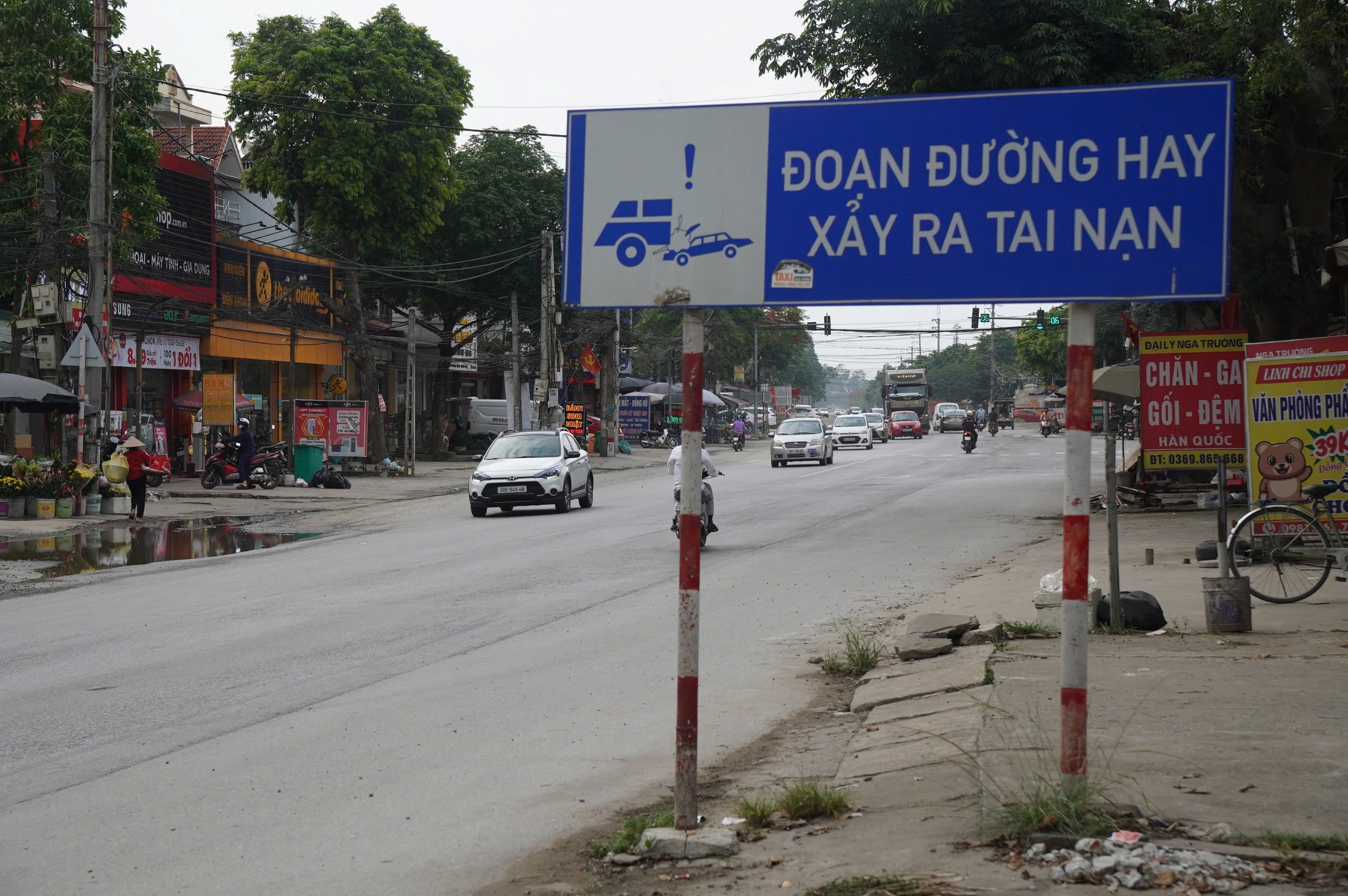 Người d&acirc;n mong quốc lộ 21 đoạn Sơn T&acirc;y - Xu&acirc;n Mai sớm được mở rộng- Ảnh 3.