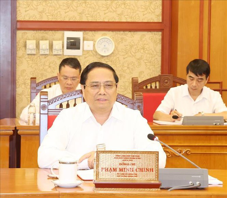 Tổng Bí thư, Chủ tịch nước Tô Lâm chủ trì họp Bộ Chính trị chỉ đạo khắc phục bão số 3- Ảnh 2. Tổng Bí thư, Chủ tịch nước Tô Lâm chủ trì họp Bộ Chính trị chỉ đạo khắc phục bão số 3- Ảnh 2.