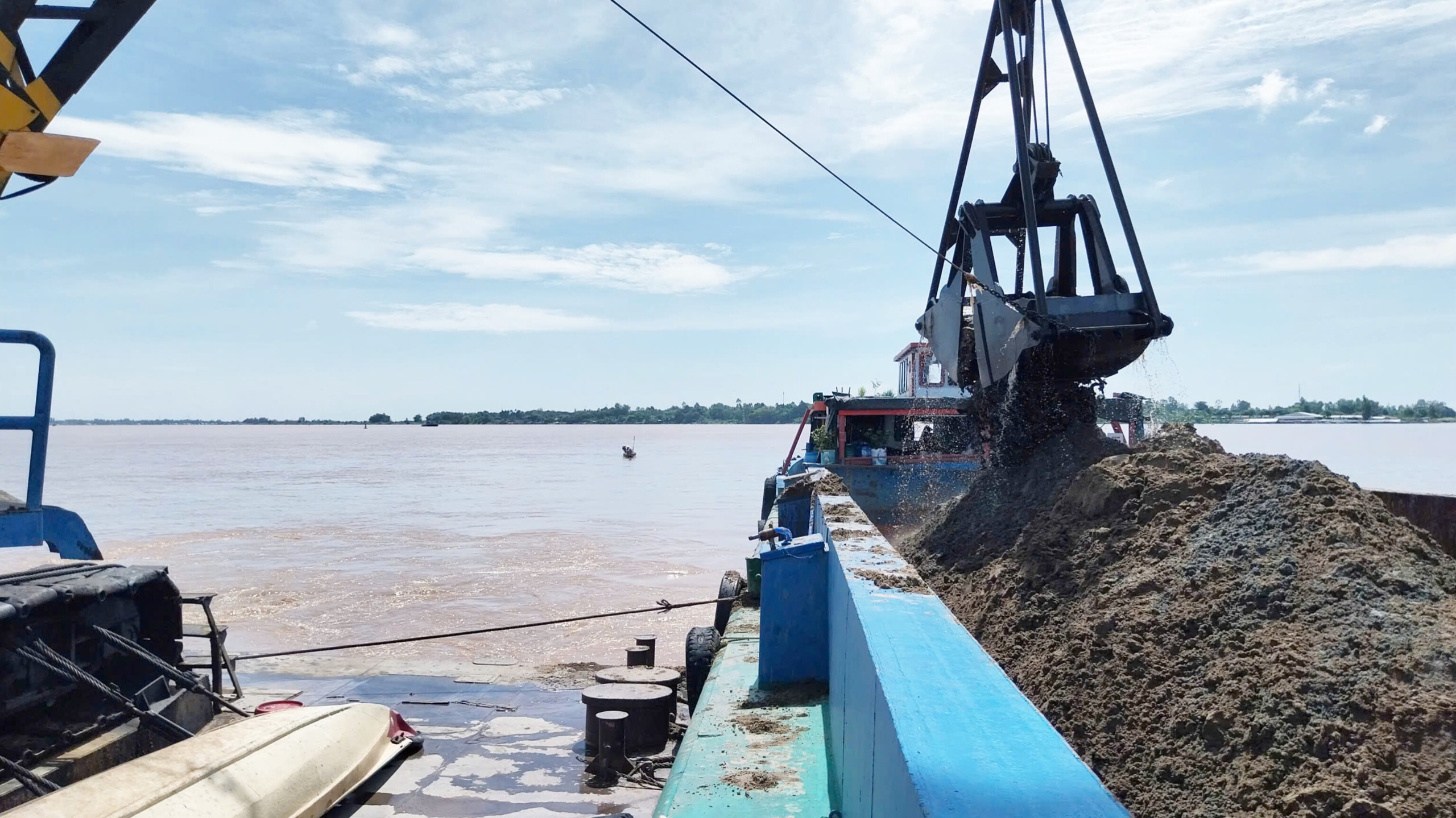 C&aacute;t từ Đồng Th&aacute;p về cao tốc Cần Thơ - C&agrave; Mau nhanh hơn, nhiều hơn- Ảnh 1.