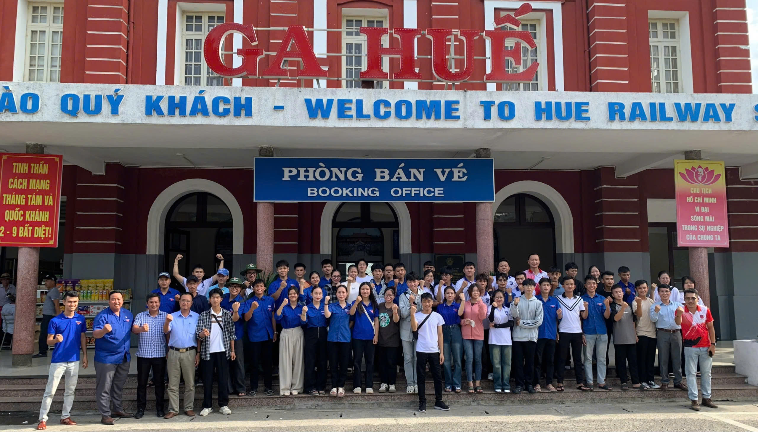 Đường sắt hỗ trợ vận chuyển miễn ph&iacute; t&igrave;nh nguyện vi&ecirc;n, h&agrave;ng h&oacute;a cứu trợ sau b&atilde;o số 3- Ảnh 1.