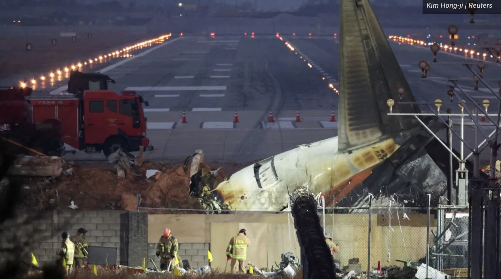 Chuy&ecirc;n gia H&agrave;n Quốc k&ecirc;u gọi sửa quy định h&agrave;ng kh&ocirc;ng sau thảm kịch m&aacute;y bay Jeju Air- Ảnh 1.