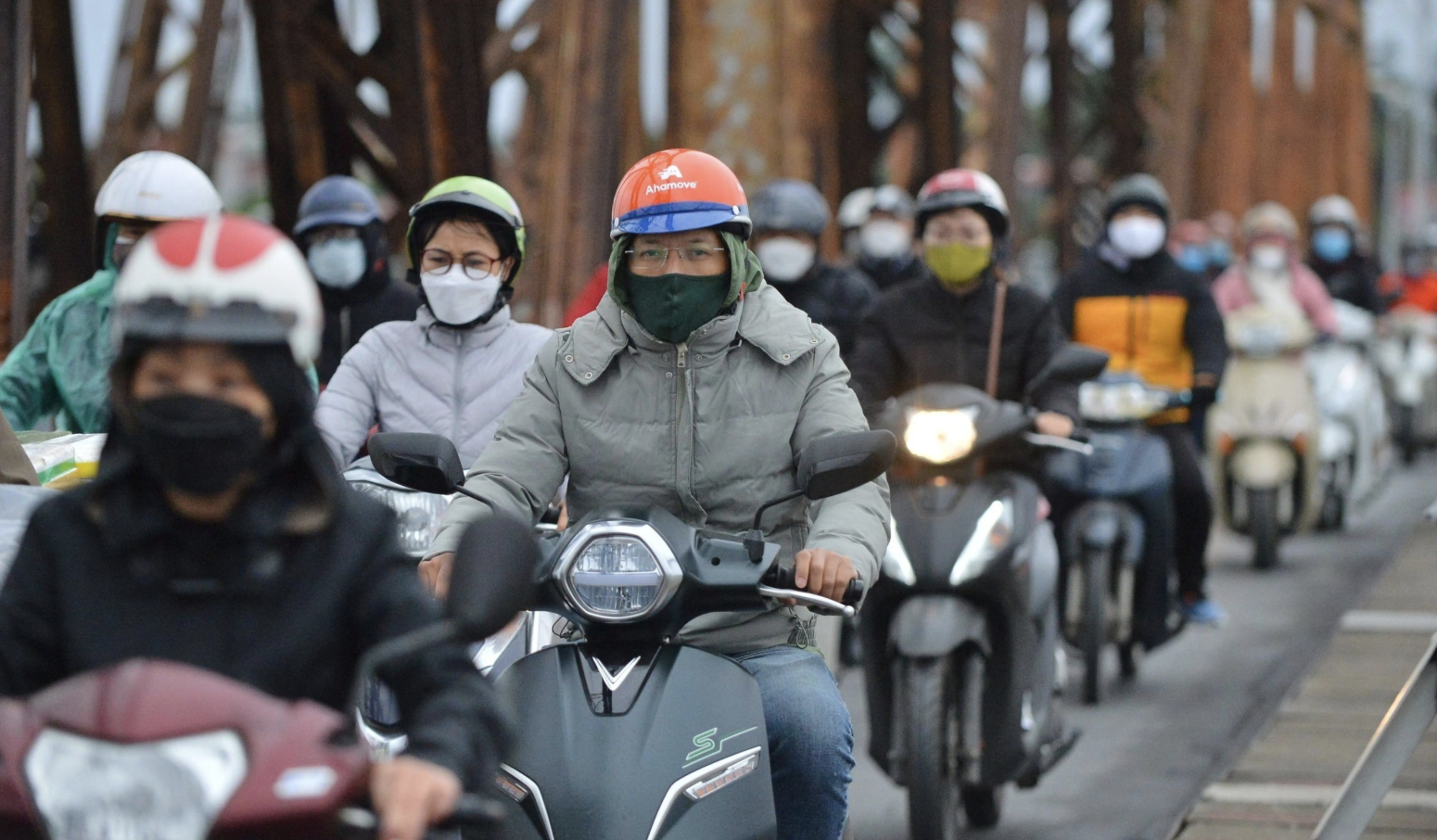 Không khí lạnh tăng cường, có nơi xuống 5 độ C- Ảnh 1. Không khí lạnh tăng cường, có nơi xuống 5 độ C- Ảnh 1.