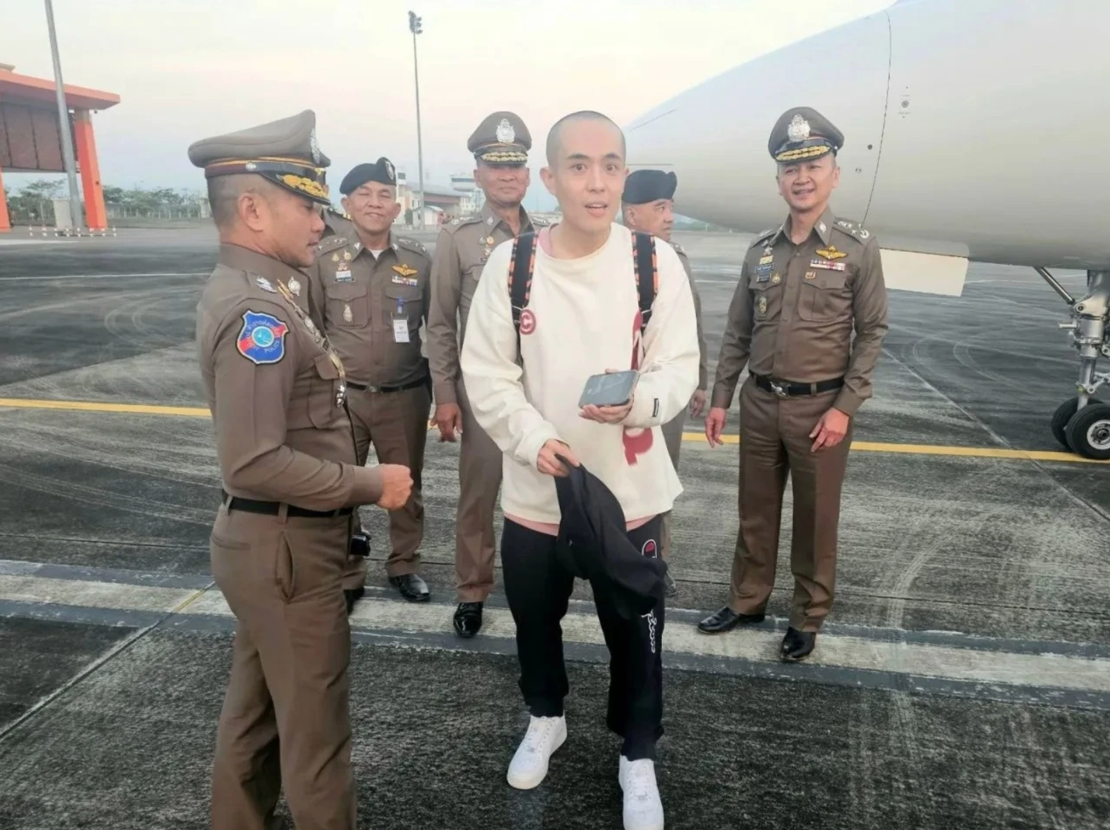 Cảnh s&aacute;t Th&aacute;i Lan đ&atilde; mở cuộc điều tra người mẫu Dương Trạch Kỳ (Trung Quốc) bị mất t&iacute;ch- Ảnh 2.