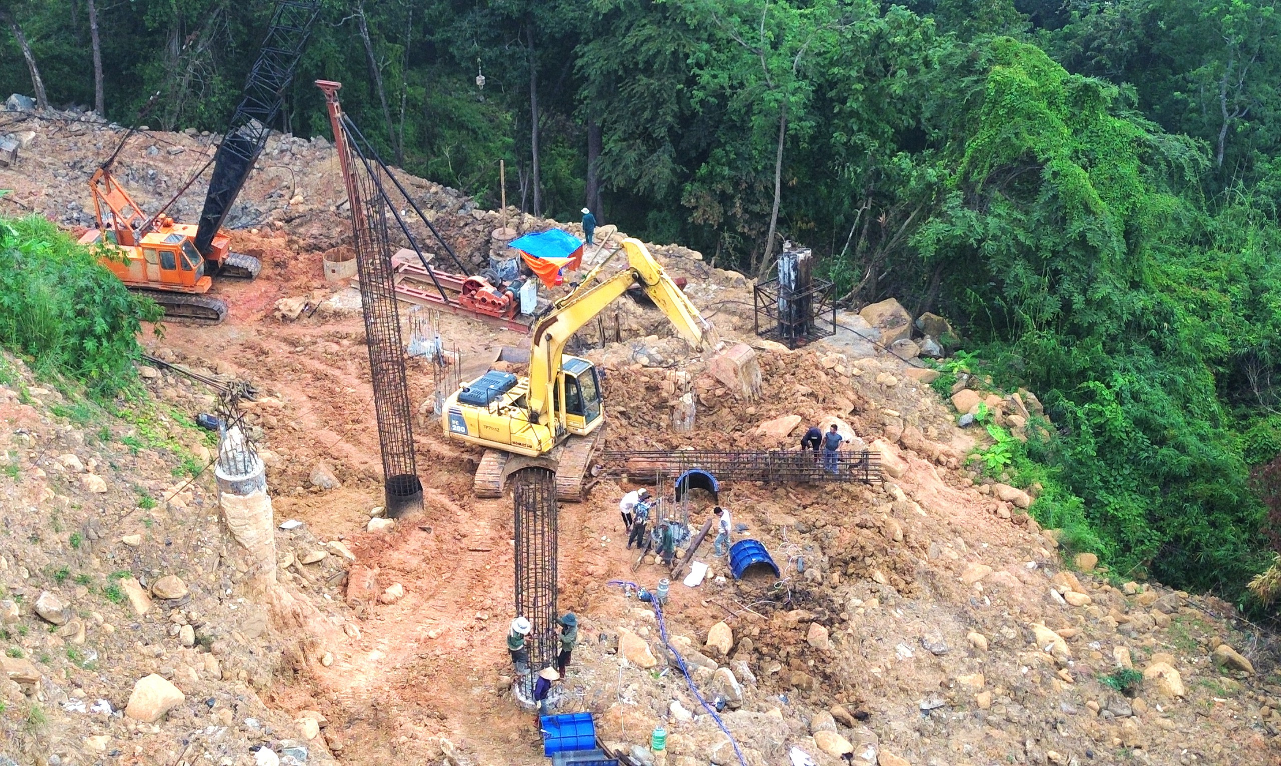 Tăng tốc b&agrave;n giao mặt bằng dự &aacute;n mở rộng QL28B qua B&igrave;nh Thuận- Ảnh 2.