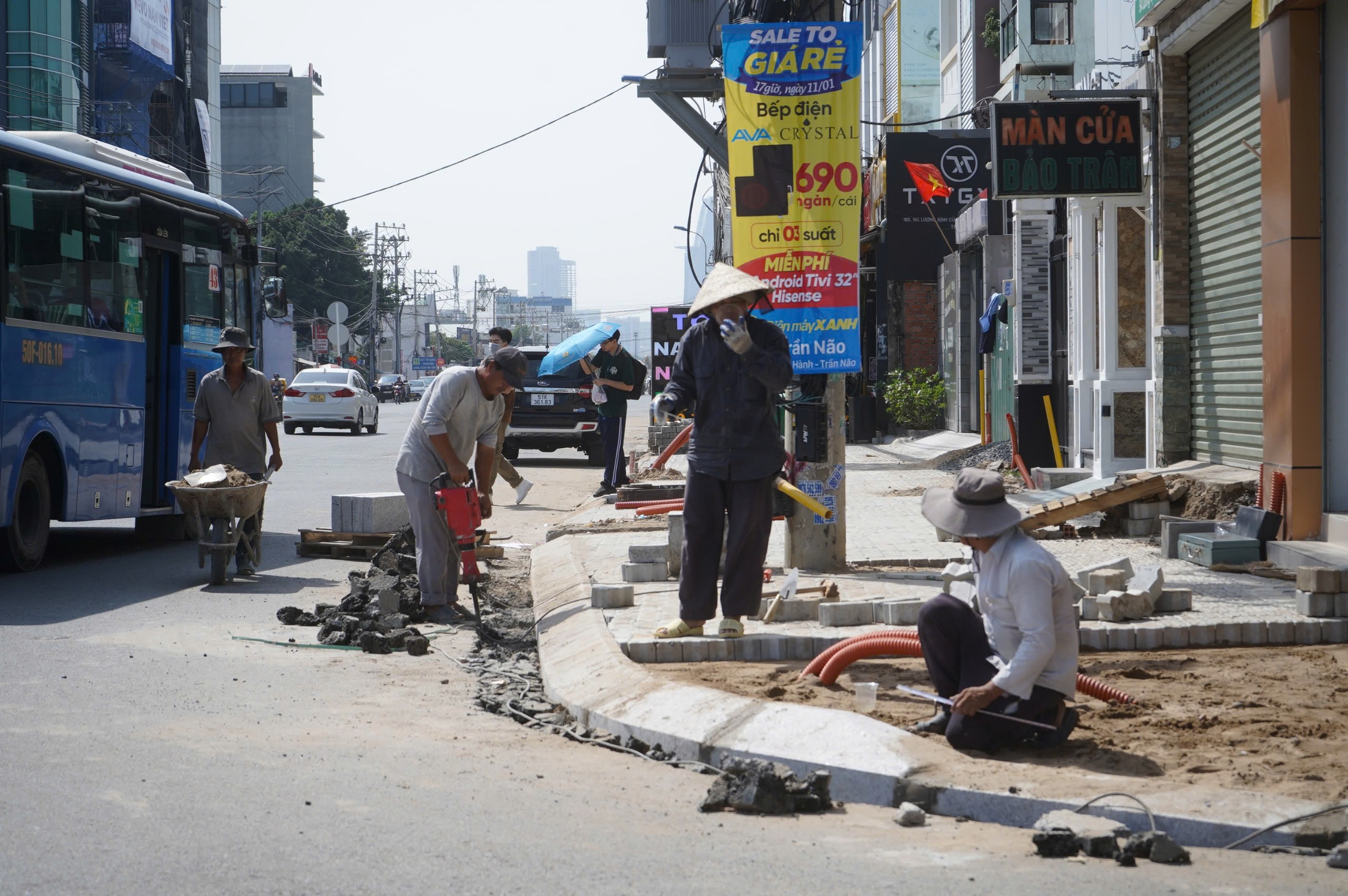 Cận cảnh tuyến đường 800 tỷ ph&iacute;a đ&ocirc;ng TP.HCM sắp về đ&iacute;ch sau gần 10 năm thi c&ocirc;ng- Ảnh 7.
