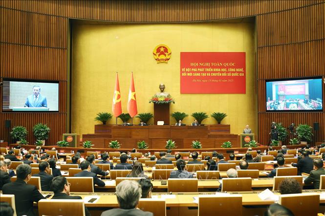 Tổng B&iacute; thư: Loại bỏ ngay t&igrave;nh trạng "tr&ecirc;n rải thảm, dưới rải đinh", tư duy nhiệm kỳ- Ảnh 2.