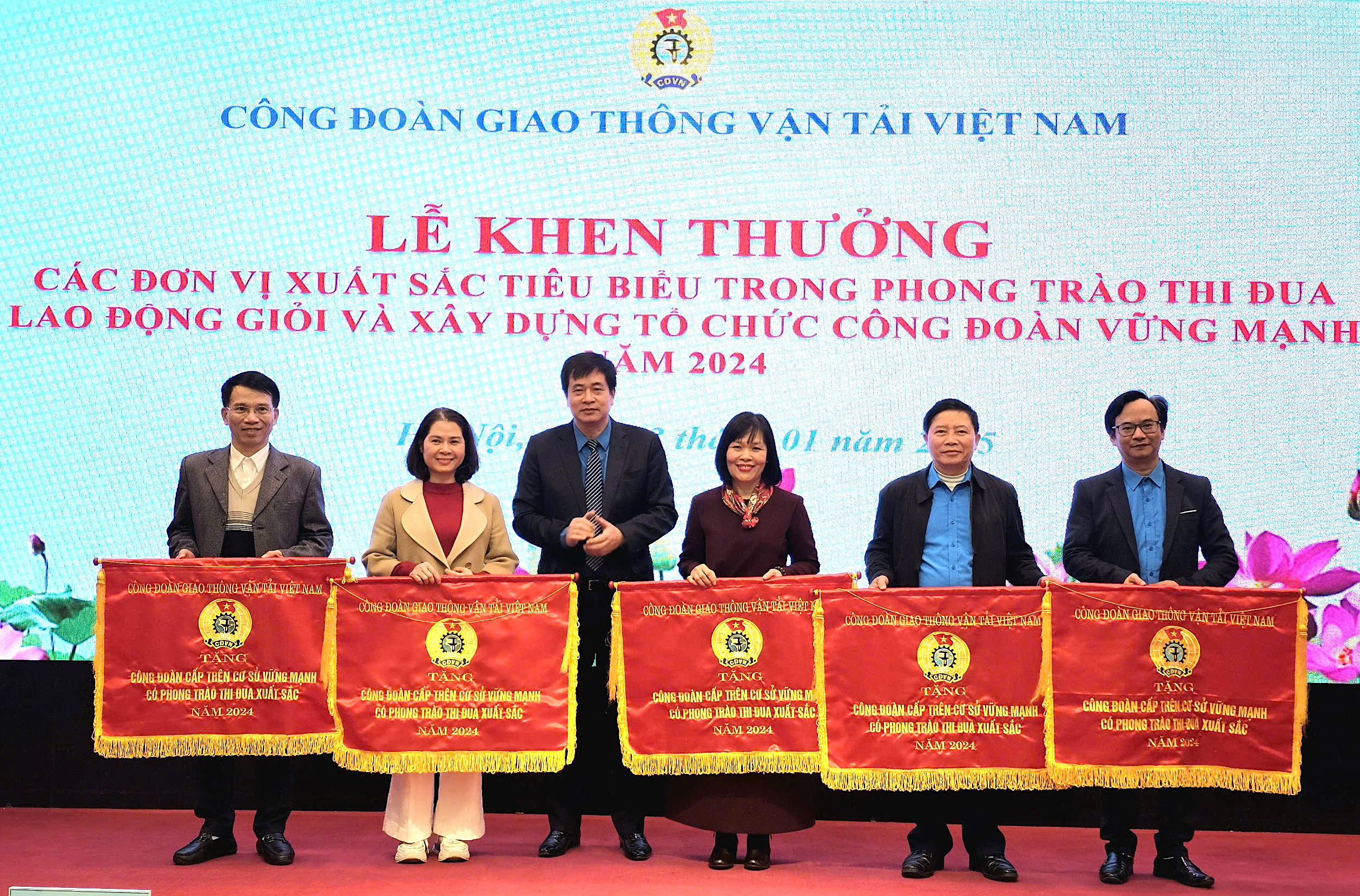 C&ocirc;ng đo&agrave;n GTVT: Chỗ dựa vững chắc cho người lao động- Ảnh 3.