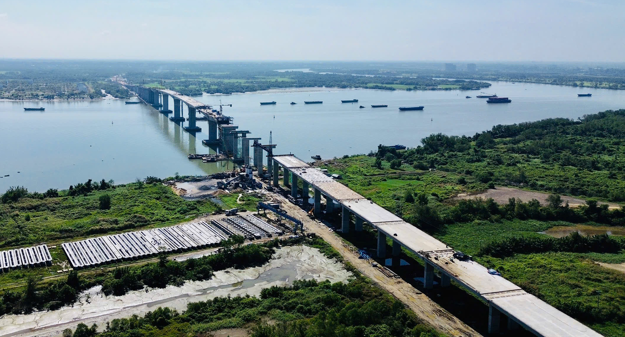 C&ocirc;ng trường giao th&ocirc;ng thi c&ocirc;ng xuy&ecirc;n Tết- Ảnh 4.