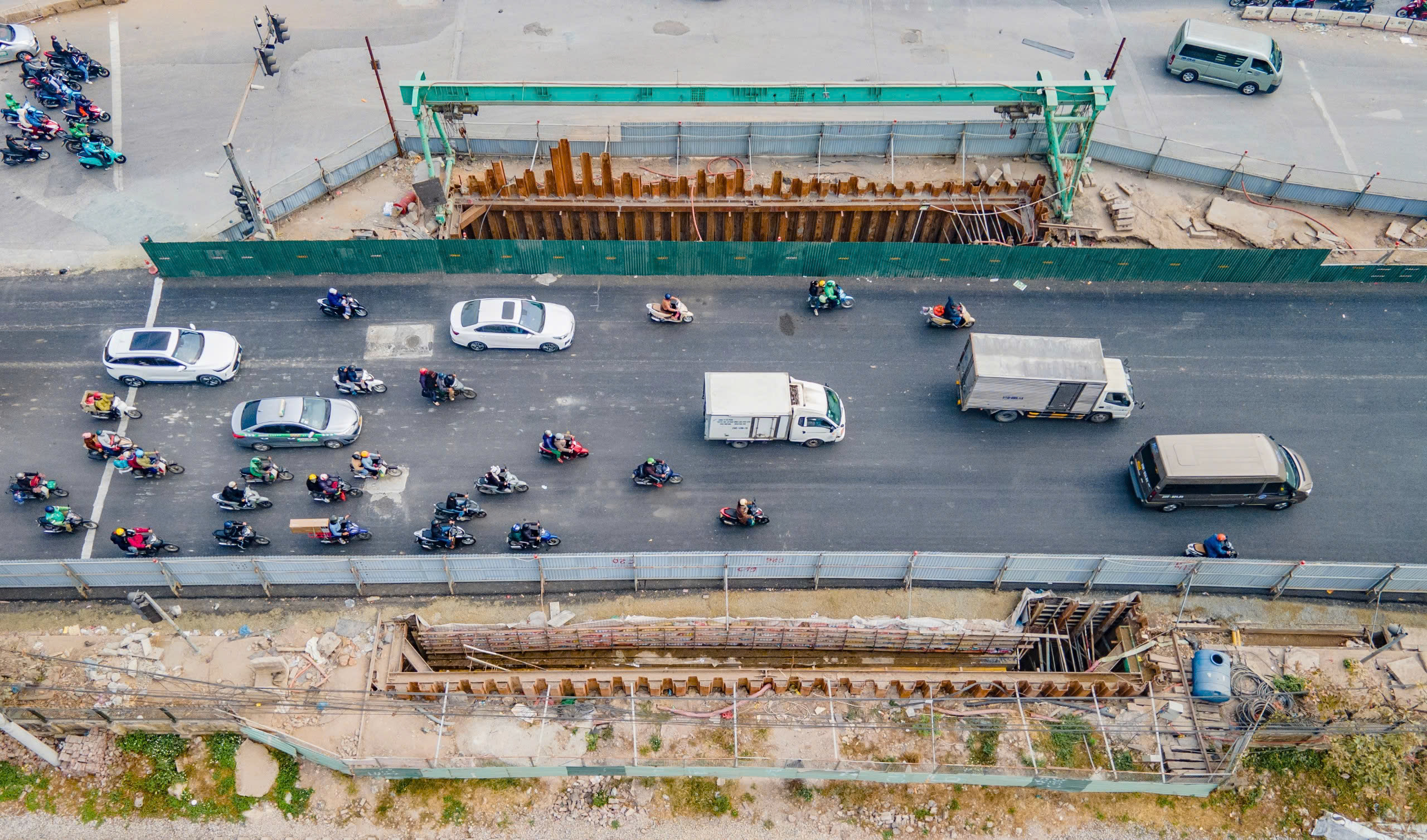 H&agrave; Nội: To&agrave;n cảnh đường Giải Ph&oacute;ng - Kim Đồng sau khi nh&agrave; thầu ho&agrave;n trả mặt đường- Ảnh 4.